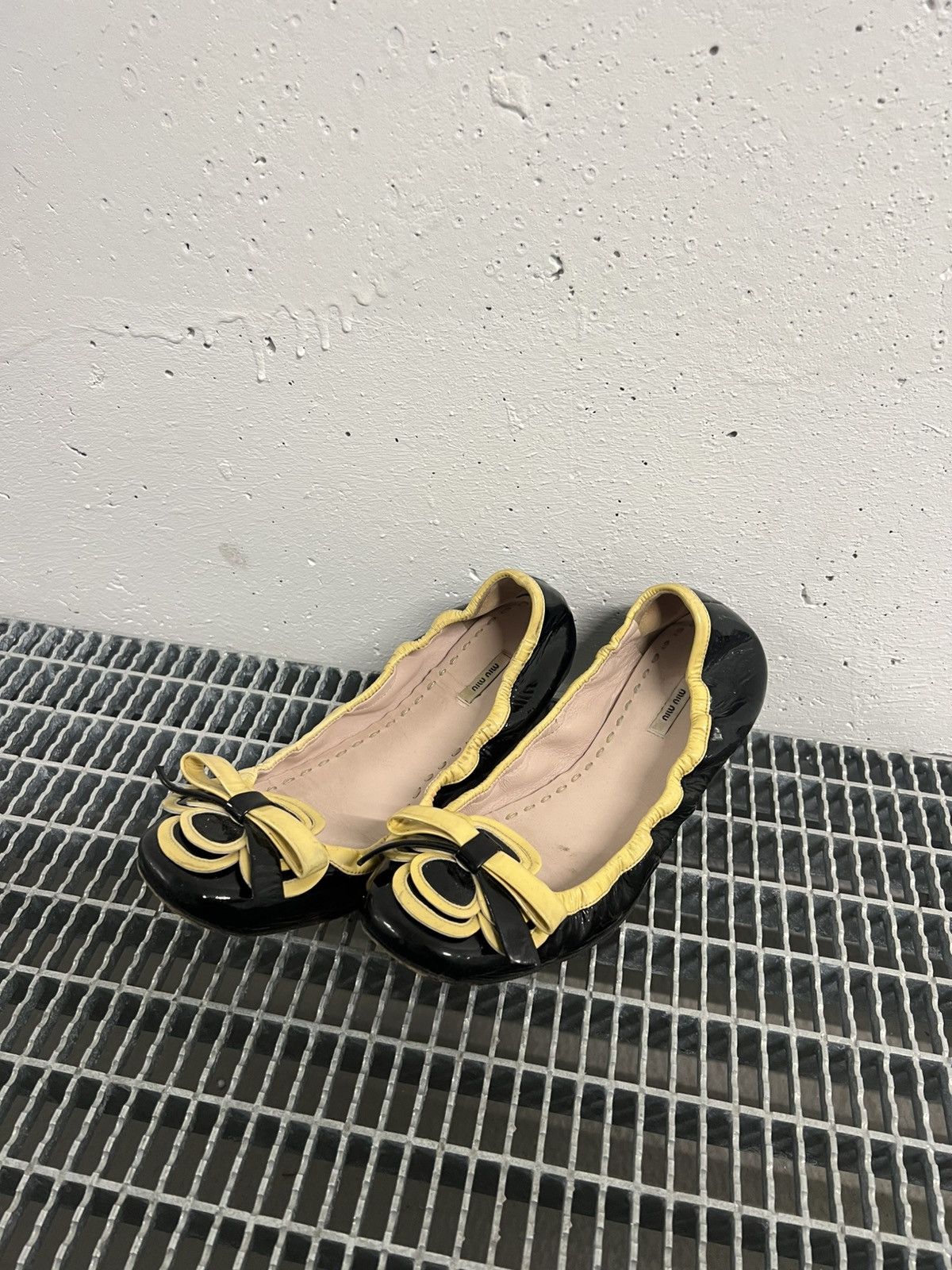 Miu Miu Miu Miu Flats Size US 7 / IT 37 - 1 Thumbnail