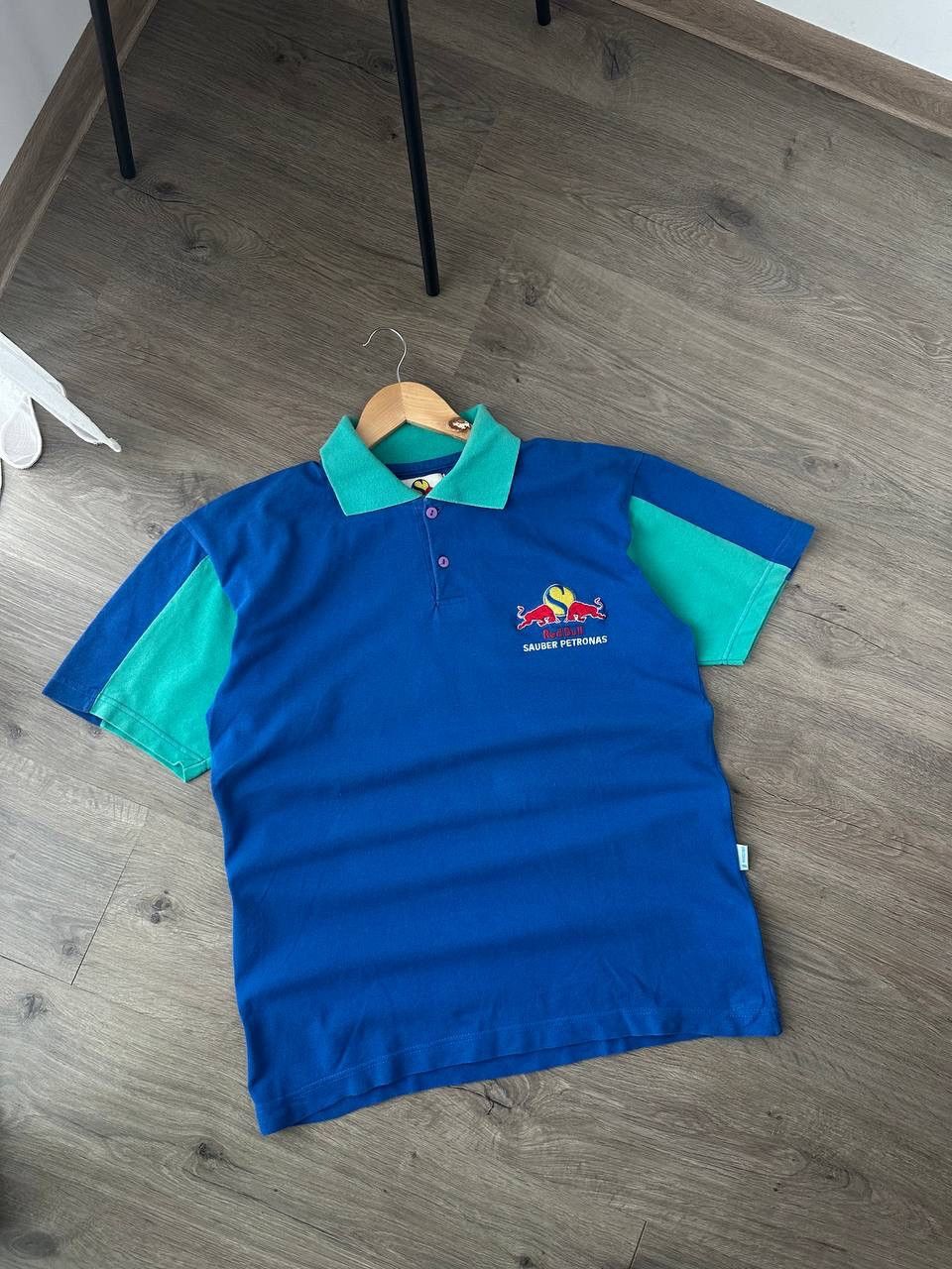 Red Bull Vintage Red Bull Sauber Petronas Polo Shirt F1 Racing Team Size US L / EU 52-54 / 3 - 4 Thumbnail