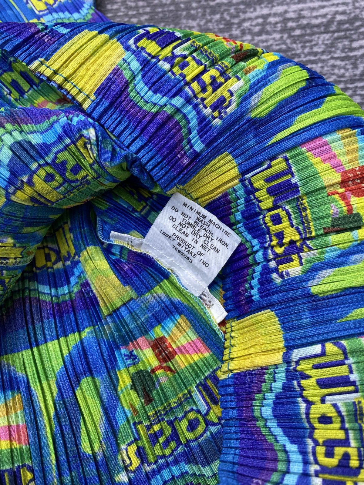 Issey Miyake Rare Pleats Please by Issey Miyake Wash 