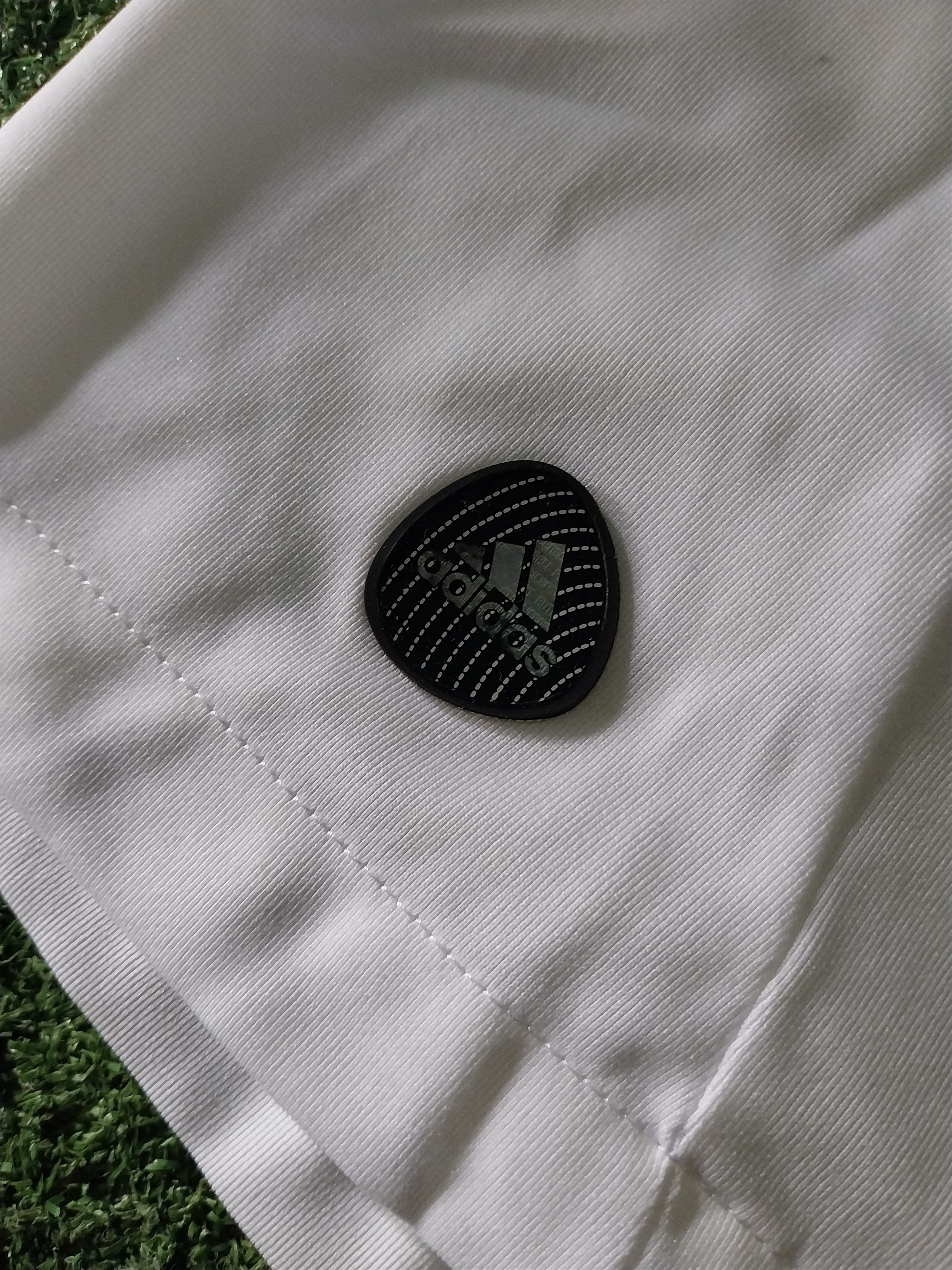 Adidas Real madrid home 2011/2012 cristiano ronaldo jersey football Size US S / EU 44-46 / 1 - 6 Thumbnail