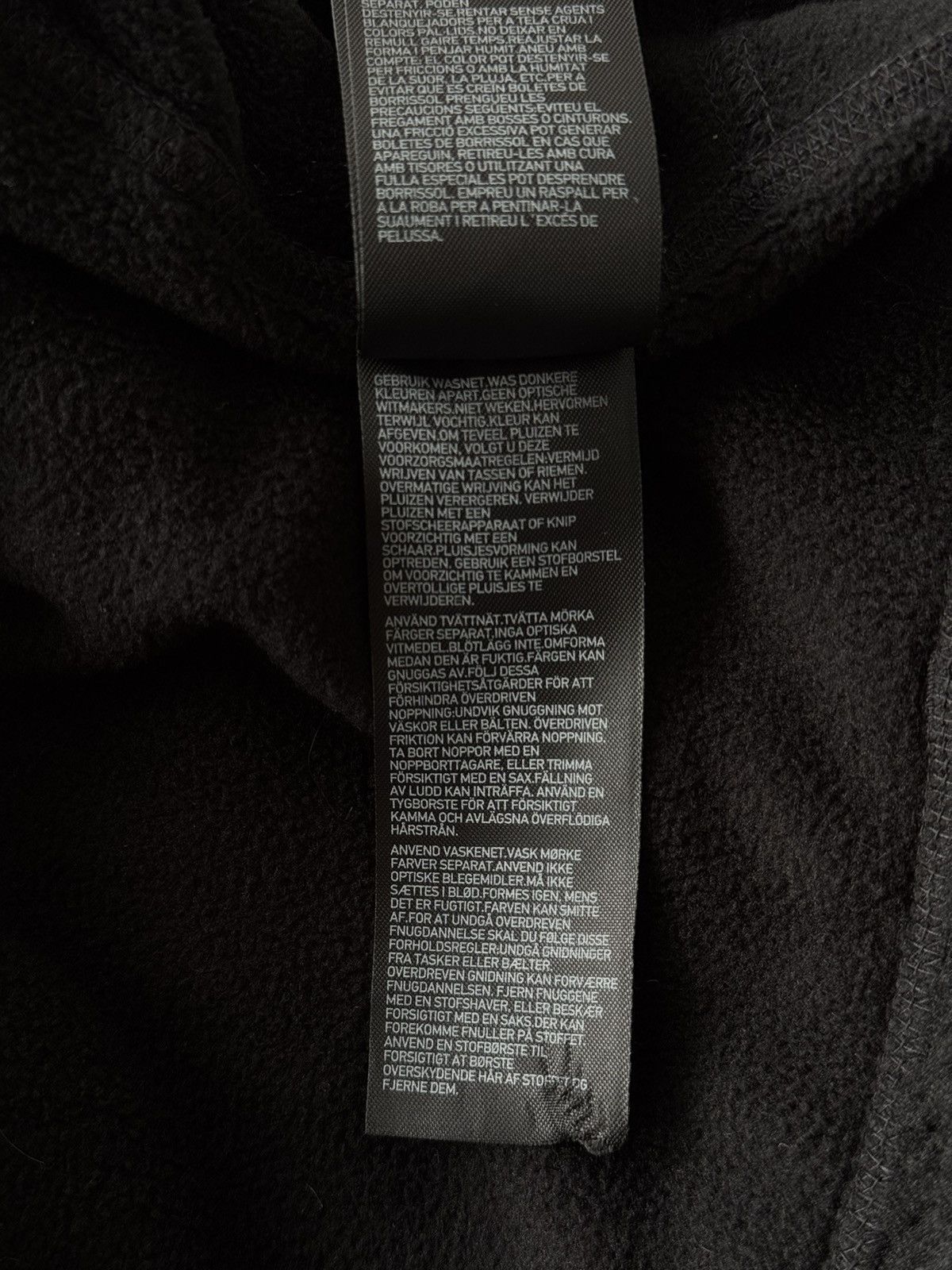 Uniqlo × White Mountaineering White Mountaineering x Uniqlo teddy fleece hooded jacket Size US S / EU 44-46 / 1 - 9 Thumbnail