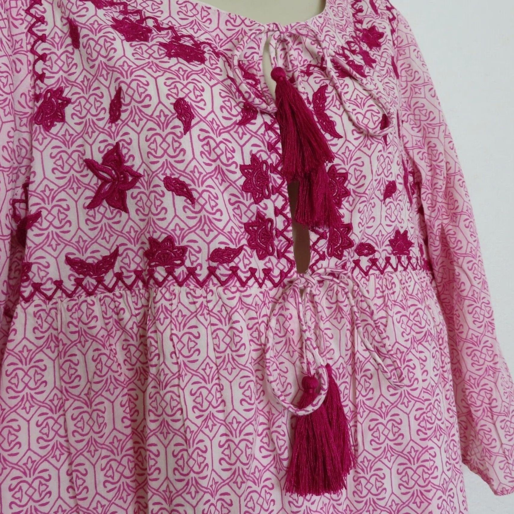 Pinko Hazel Women Large Pink Embroidered Keyhole Blouse Tassels Shirt Top Tunic Blouse Size L / US 10 / IT 46 - 3 Thumbnail