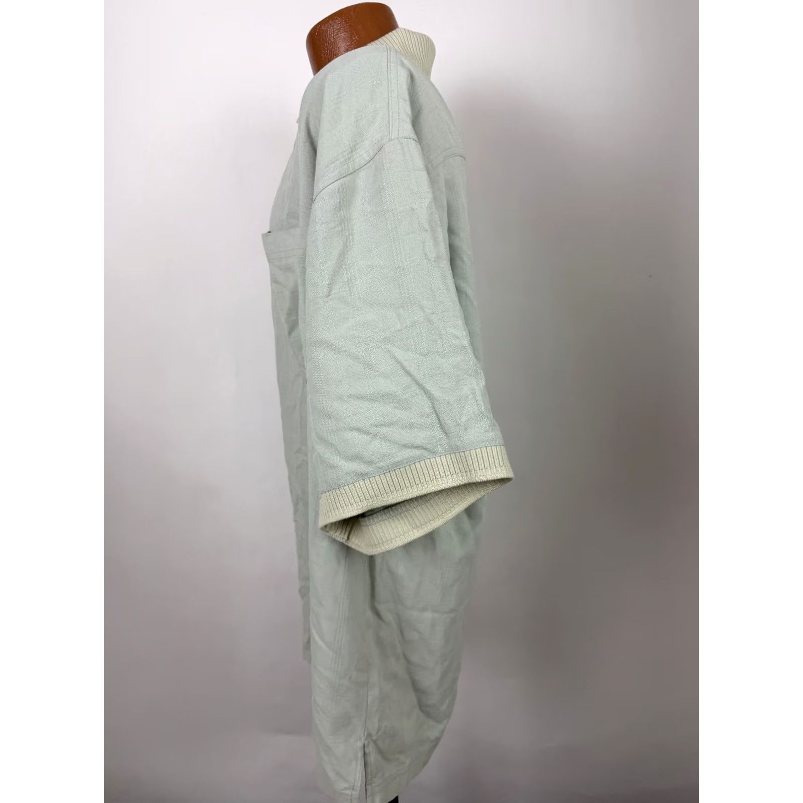 Tommy Bahama VINTAGE Tommy Bahama Polo Shirt XL Oversized Silk Jacquard Plaid Gray 90s Beach Hawaiian Preppy Mens Polo Shirt Size US XL / EU 56 / 4 - 7 Thumbnail