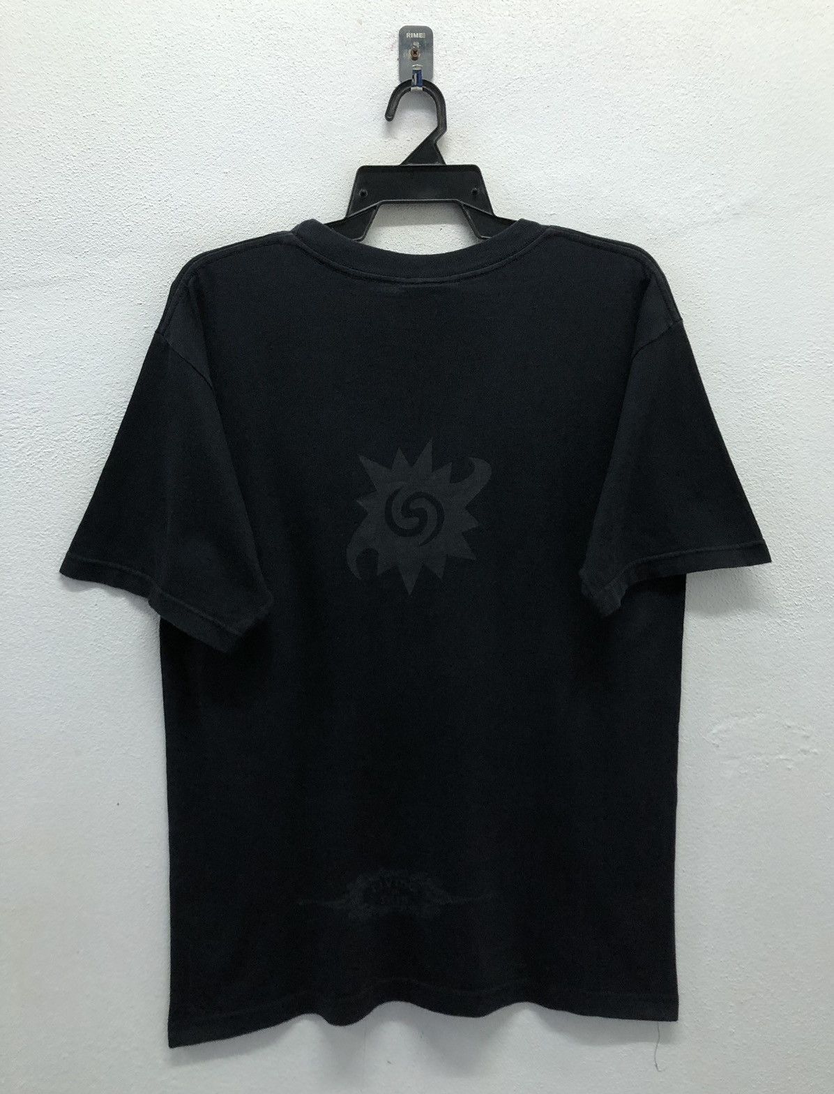 Vintage Vintage 1994 Living In Skin Made In Usa T-Shirt Size US M / EU 48-50 / 2 - 2 Thumbnail