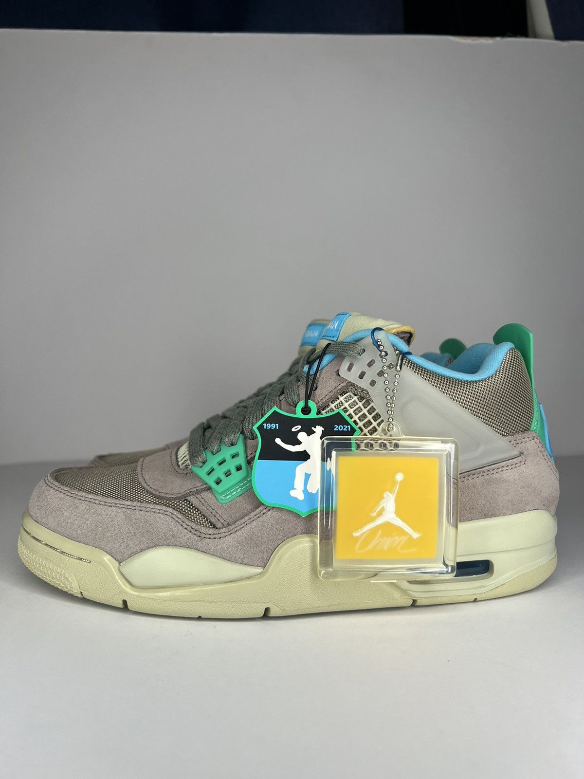 Air Jordan Retro Union Taupe Haze