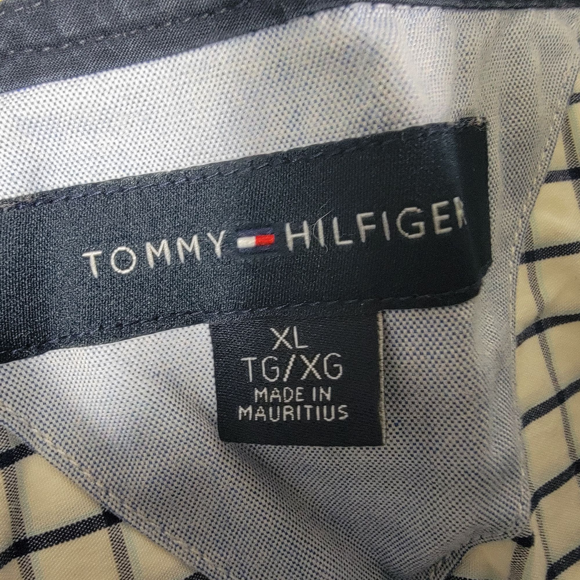 Tommy Hilfiger Tommy Hilfiger Mens XL White Checkered Short Sleeve Shirt Ca Size US XL / EU 56 / 4 - 4 Thumbnail