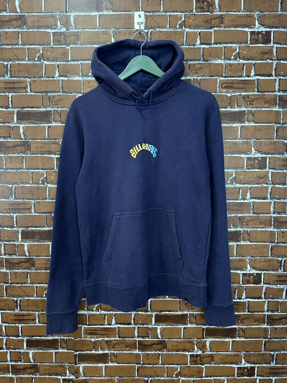 Billabong Y2K Billabong Hookups Center Logo Hoodie Z457 Size US M / EU 48-50 / 2 - 1 Thumbnail