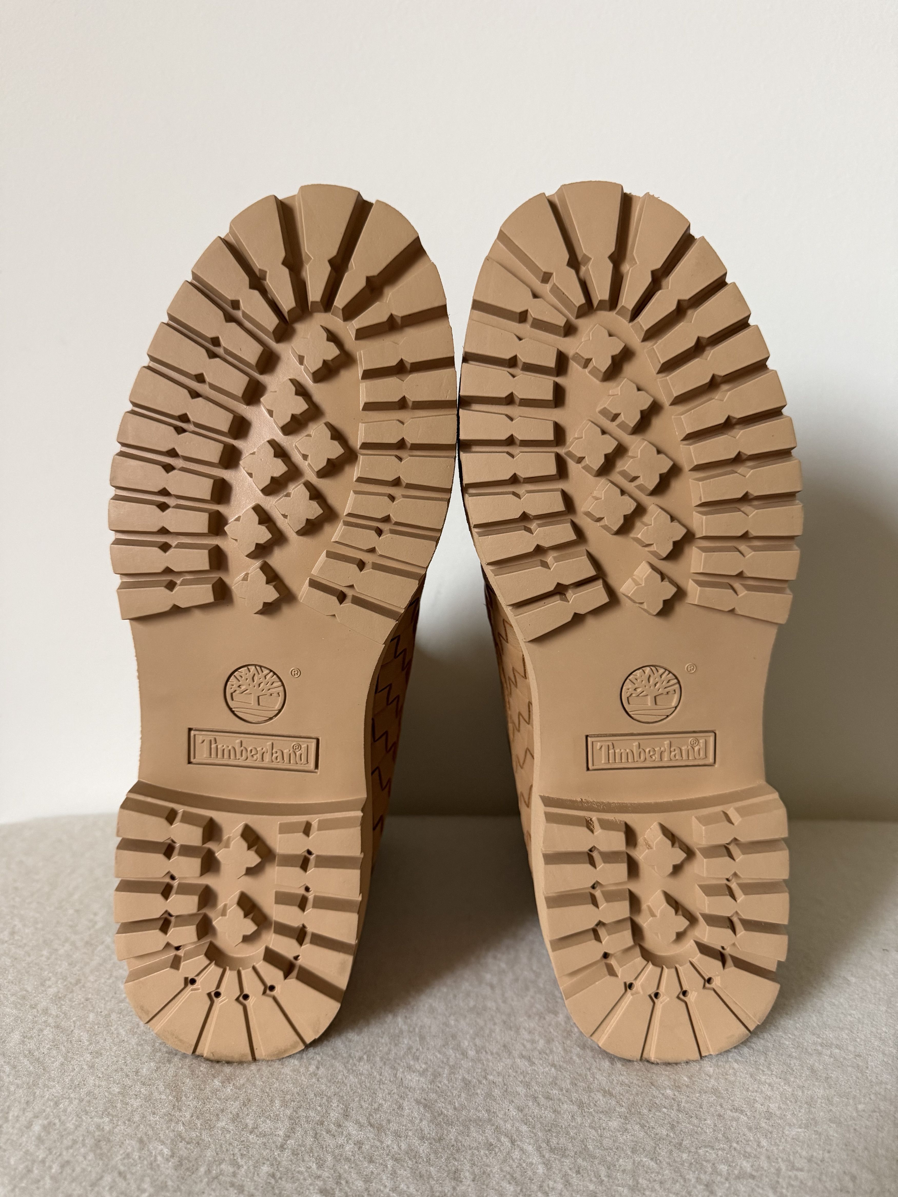 Timberland Timberland 6 Inch Premium Boots in Beige Woven Leather Size US 10.5 / EU 43-44 - 6 Thumbnail