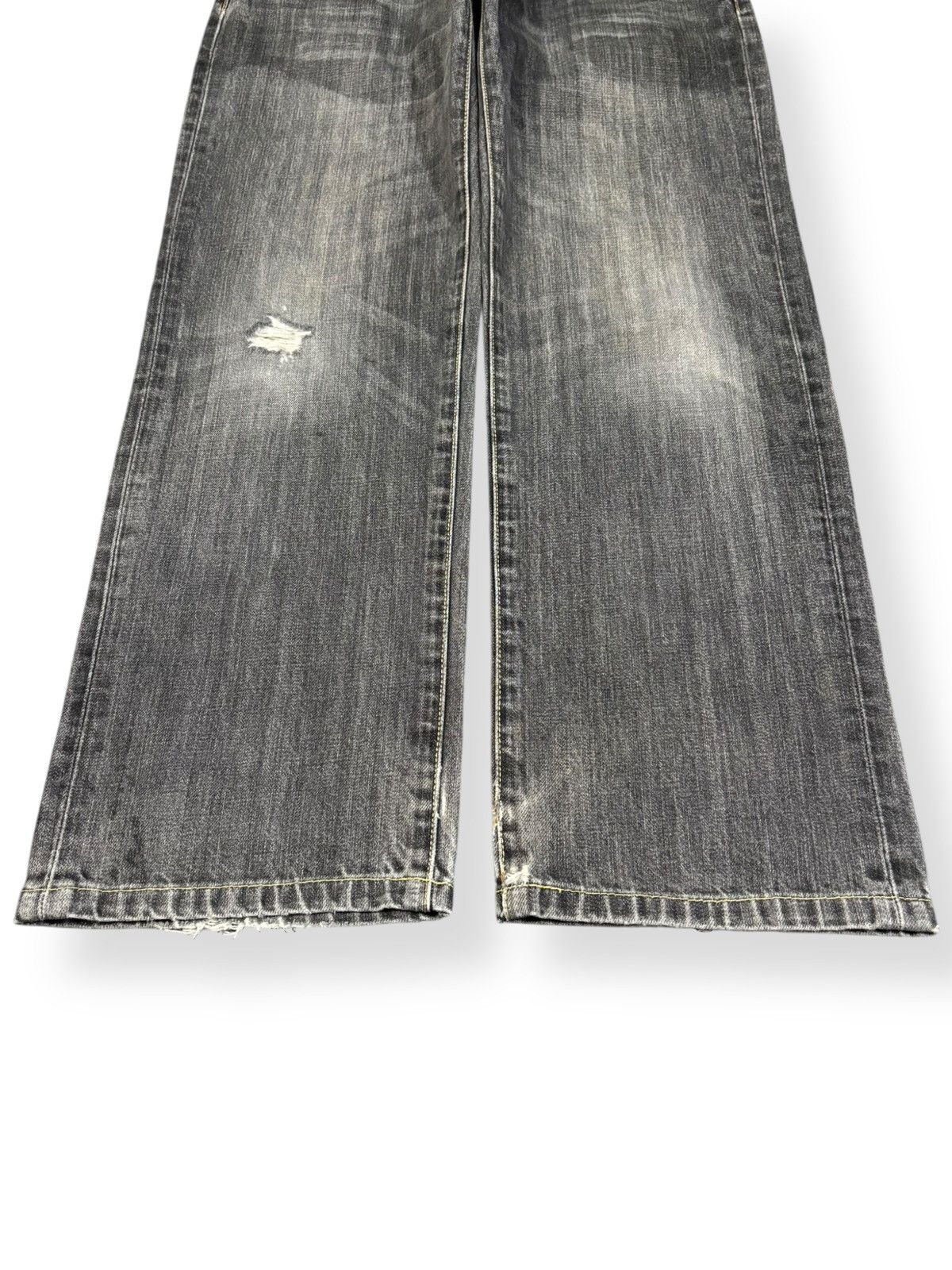 Undercover × Uniqlo Vintage Japanese Brand Uniqlo Faded Washed Distressed Jeans Size US 32 / EU 48 - 5 Thumbnail