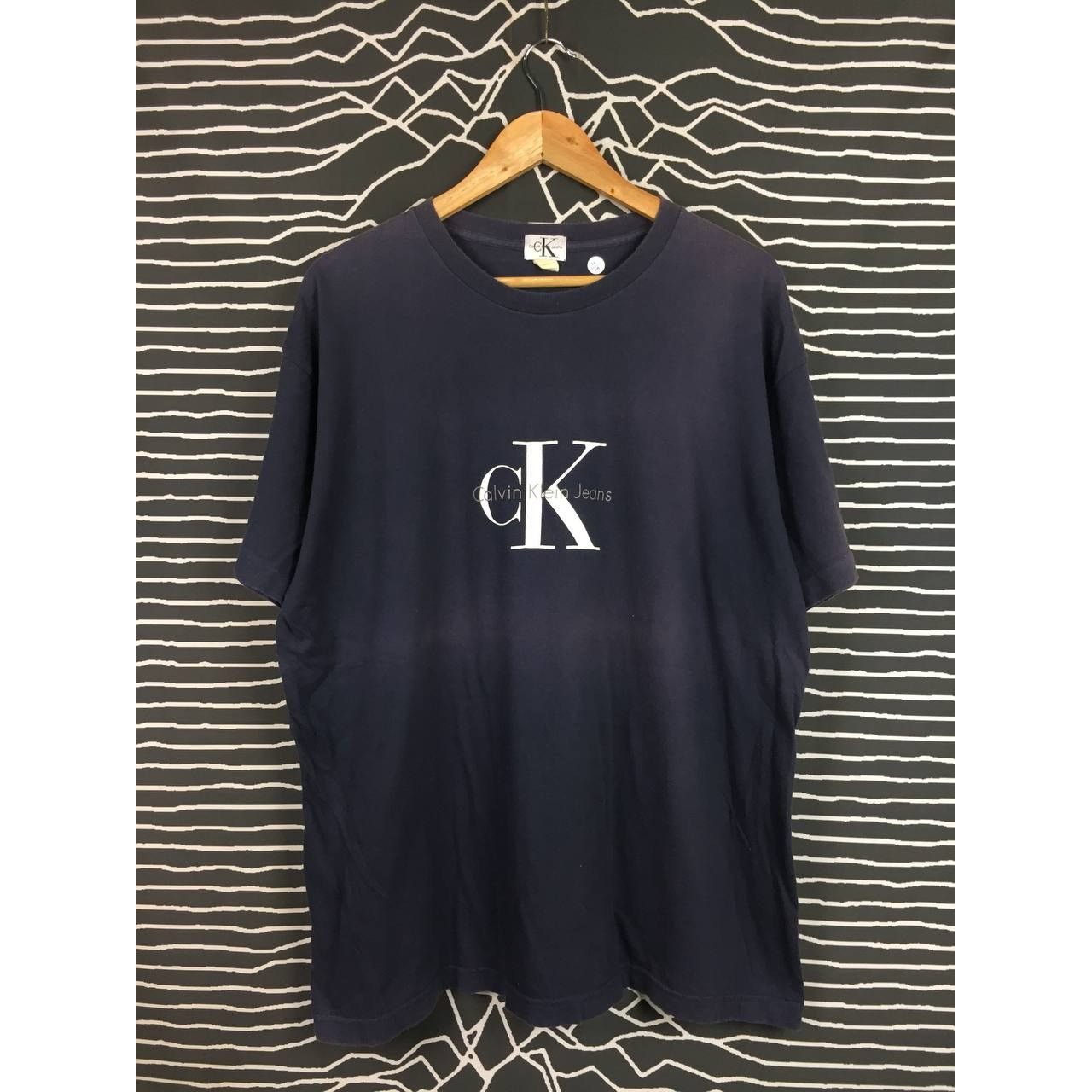Calvin Klein Vtg Distressed CK Calvin Klein Jeans Spell Out Logo Tee Size US XL / EU 56 / 4 - 1 Thumbnail