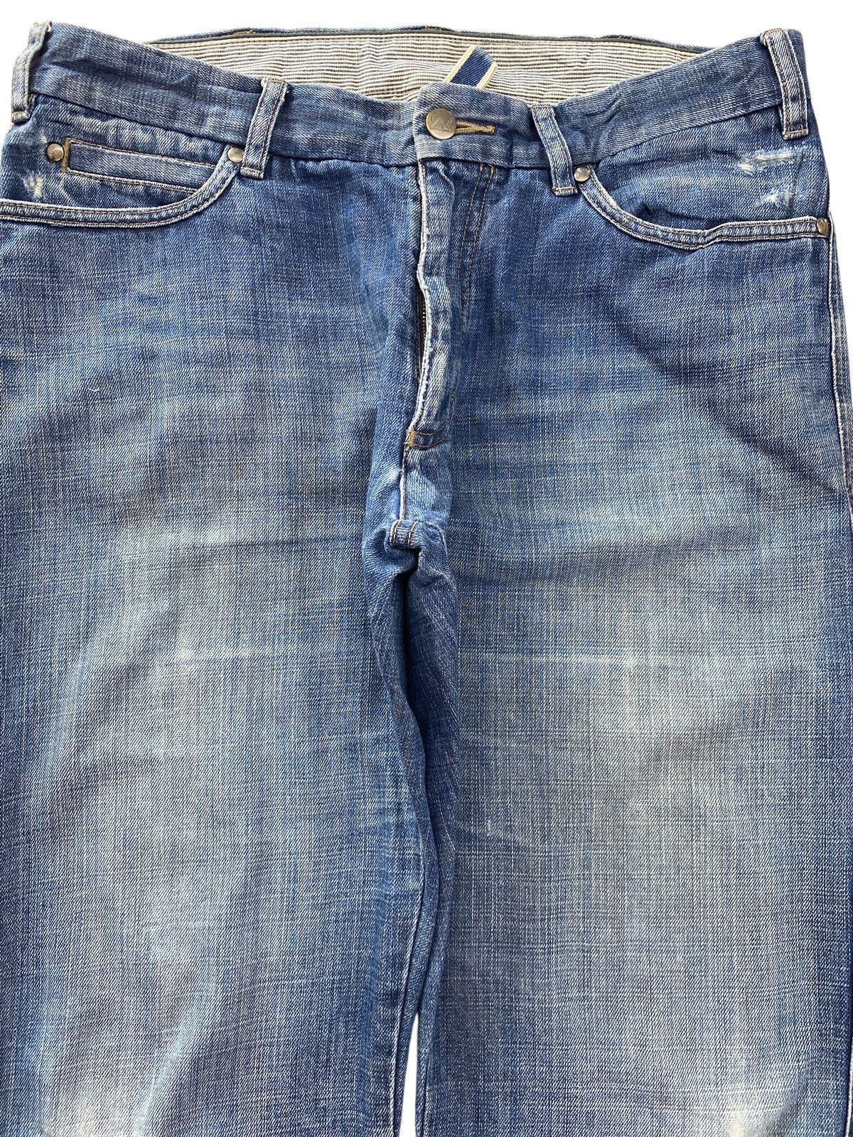 Japanese Brand Japanese Brand Blue Wash Ripped Straight Leg Jeans Size US 34 / EU 50 - 2 Thumbnail