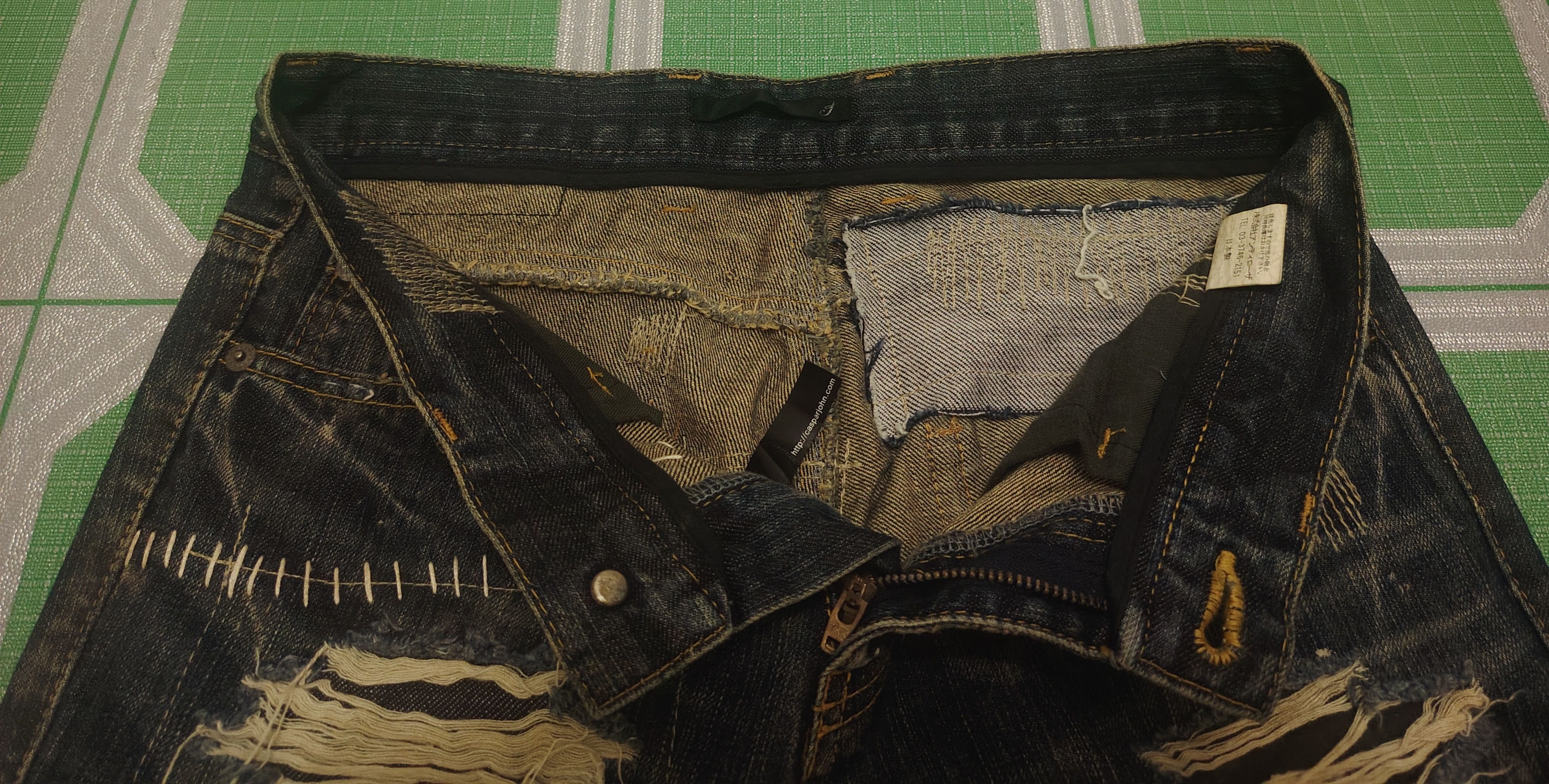 Who Decides War Japanese Casper John Distressed Thrashed jeans Size US 28 / EU 44 - 10 Thumbnail