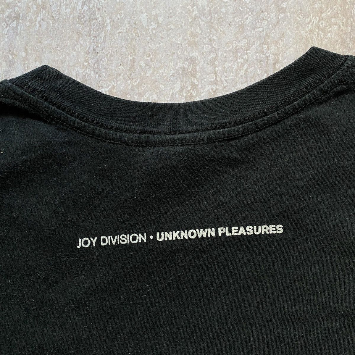 Band Tees VINTAGE Y2K JOY DIVISION UNKNOW PLEASURE AMAZING T SHIRT 58 Size US M / EU 48-50 / 2 - 3 Thumbnail