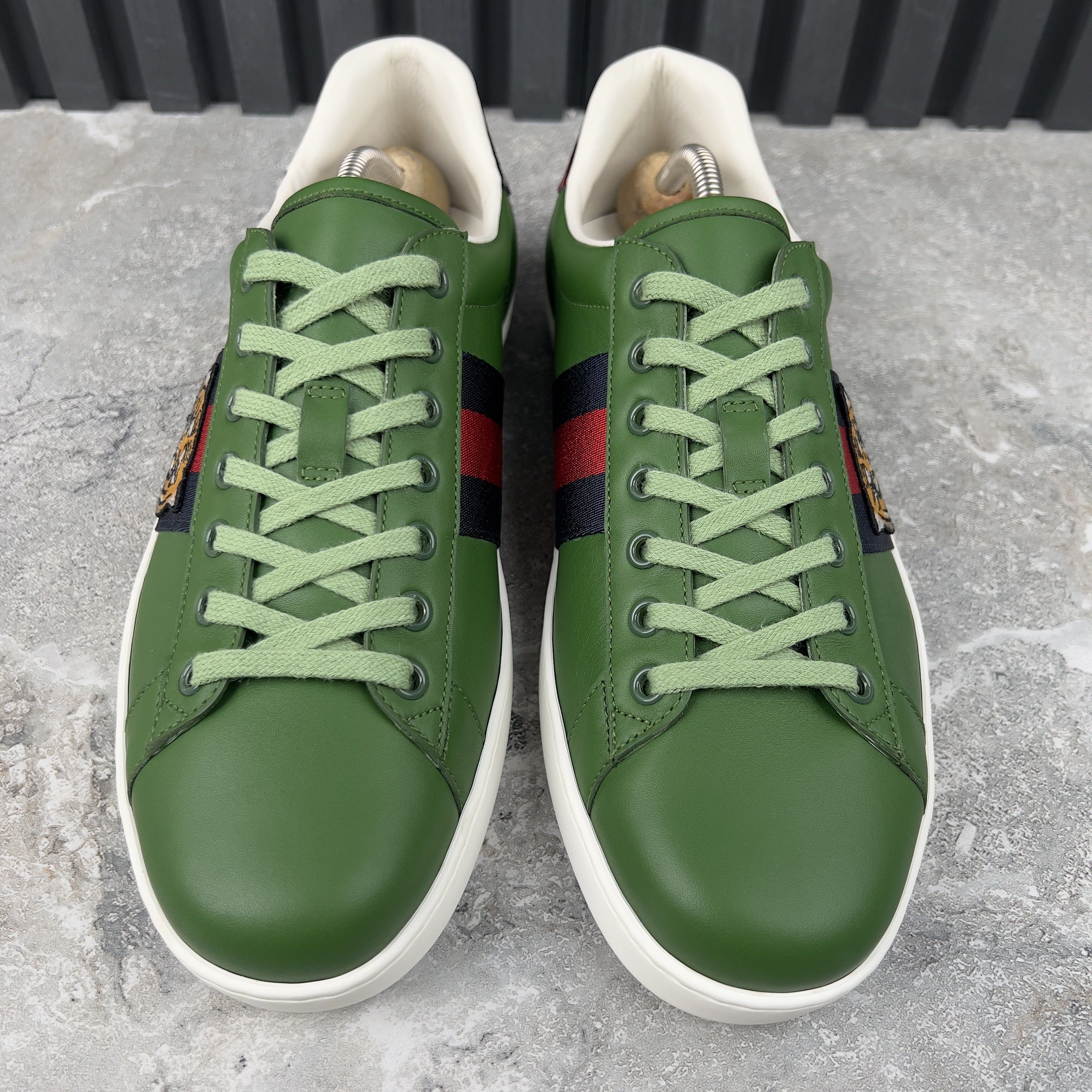Gucci Special Edition Ace Web Sneakers Tiger Embroidered Leather Size US 9.5 / EU 42-43 - 2 Thumbnail