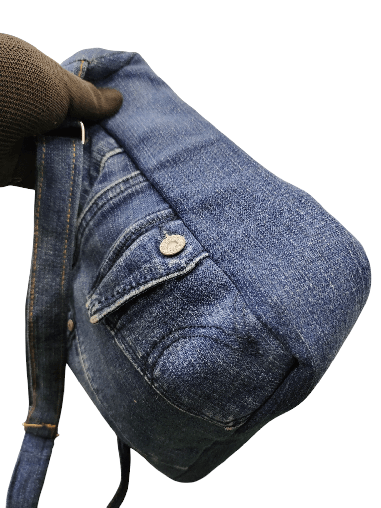 Japanese Brand Vintage Levis Custom Crossbody Sling Denim Bag Size ONE SIZE - 7 Thumbnail