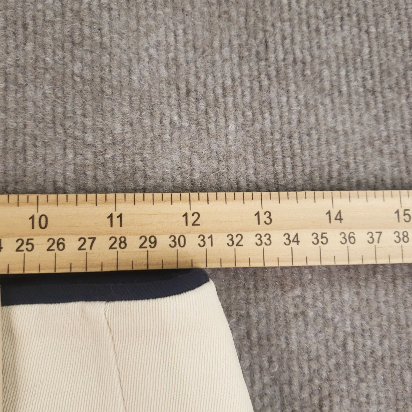 Escada VINTAGE ESCADA Women's Skirt Size 36 Ivory Wool Pencil Straight Casual All Seasons Size 25" / US 0 / IT 36 - 3 Thumbnail