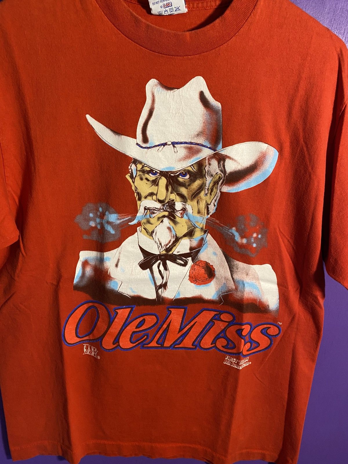 Vintage Vintage 90s Ole miss Colonel Reb mascot t-shirt Size US L / EU 52-54 / 3 - 3 Thumbnail