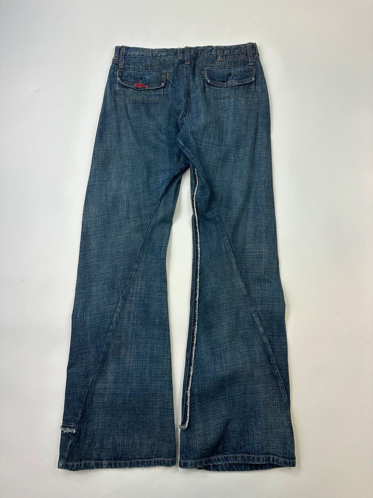 Marithe + Francois Girbaud Marithé + François Girbaud 00’s Navy Wash Flared Denim Pants Size 27" / US 4 / IT 40 - 3 Thumbnail