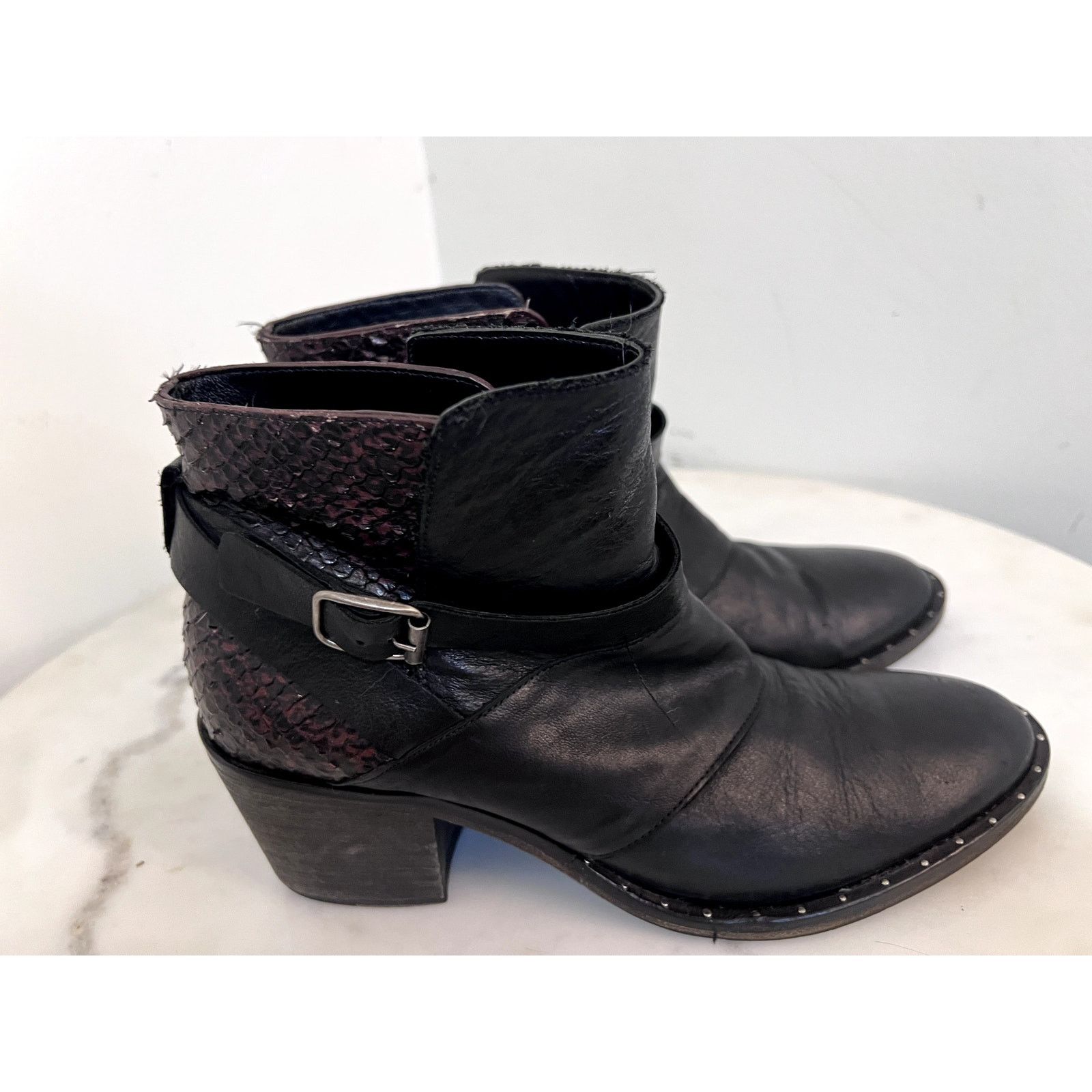 FREDA SALVADOR Freda Salvador "PRIME" Mid-Heel Ankle Boot Blk Textured Sz 7 Size US 7 / IT 37 - 5 Thumbnail