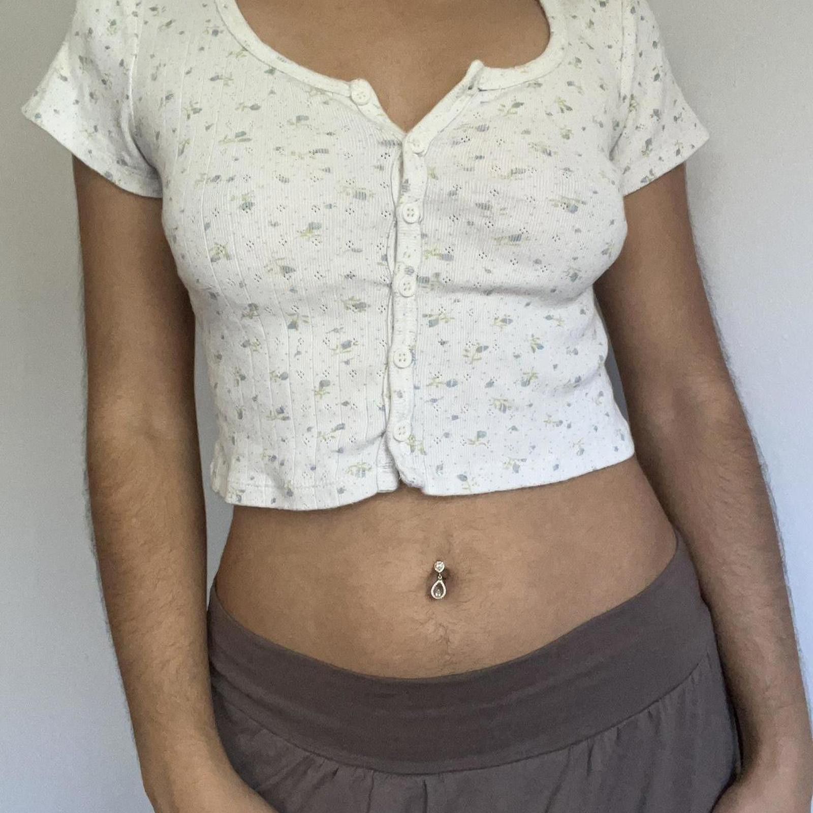 Other White floral cropped button-up top with a cute, casual vibe Size S / US 4 / IT 40 - 4 Thumbnail