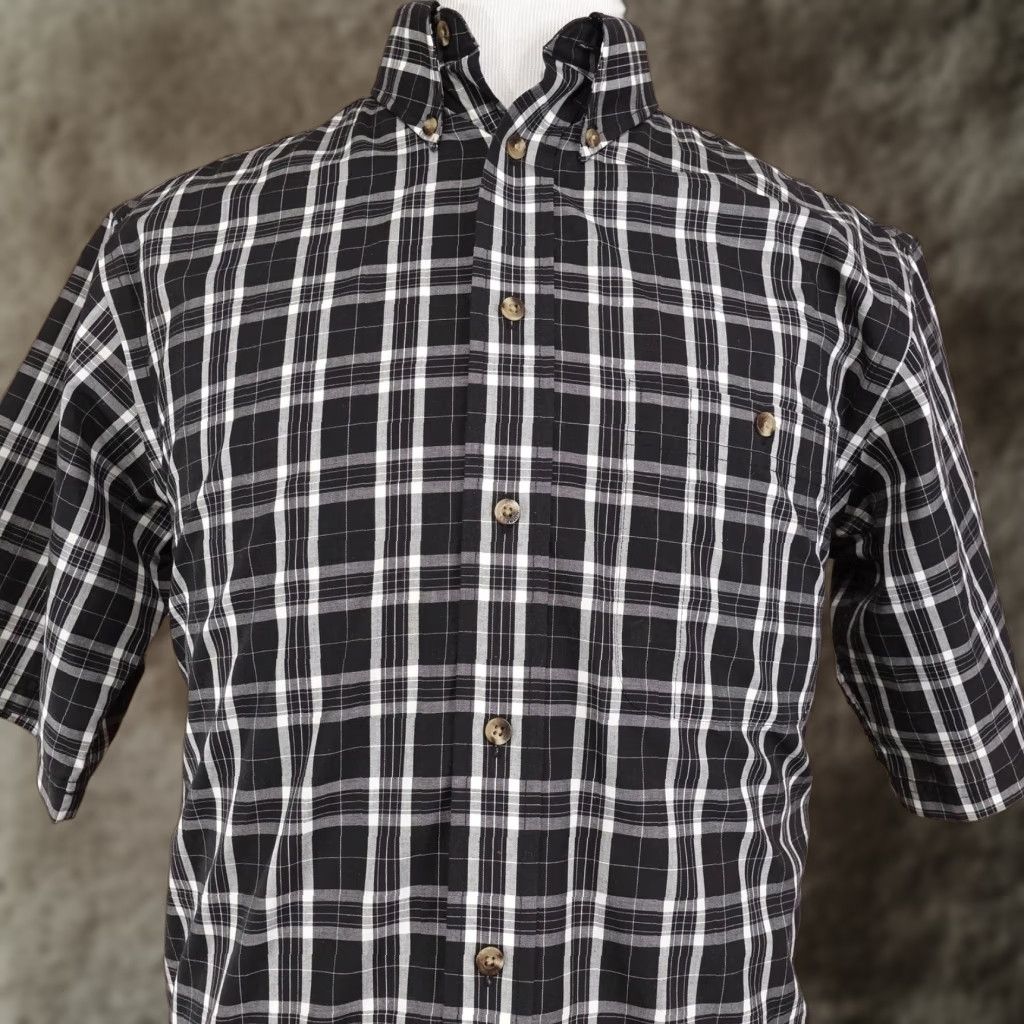 Roundtree & Yorke Roundtree & Yorke Shirt Mens Medium Black White Plaid Button Down Wrinkle Free Size US M / EU 48-50 / 2 - 1 Thumbnail