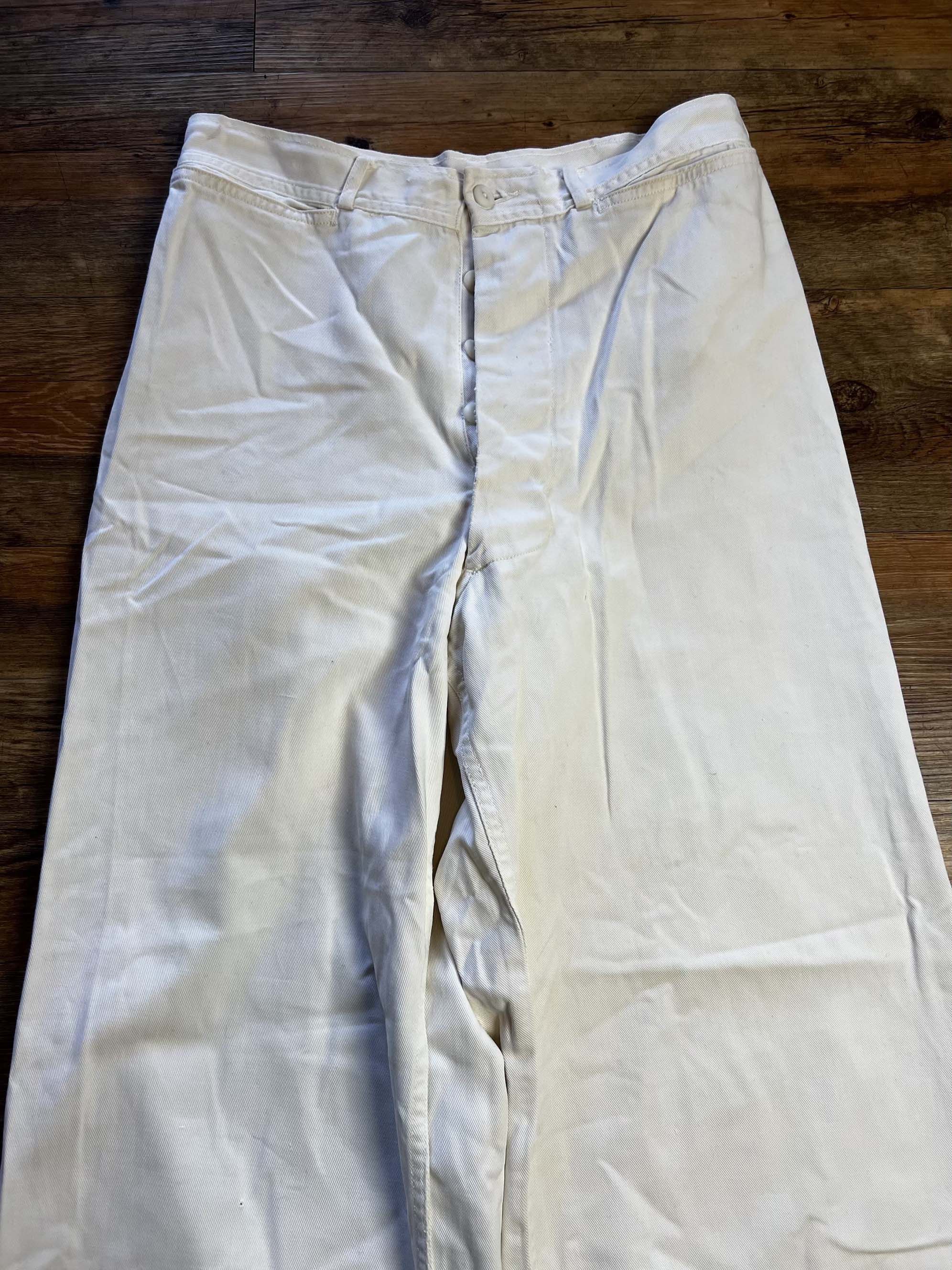 Vintage Vintage 1940's US Navy WWII Era White Cotton Sailor Pants Size US 28 / EU 44 - 2 Thumbnail