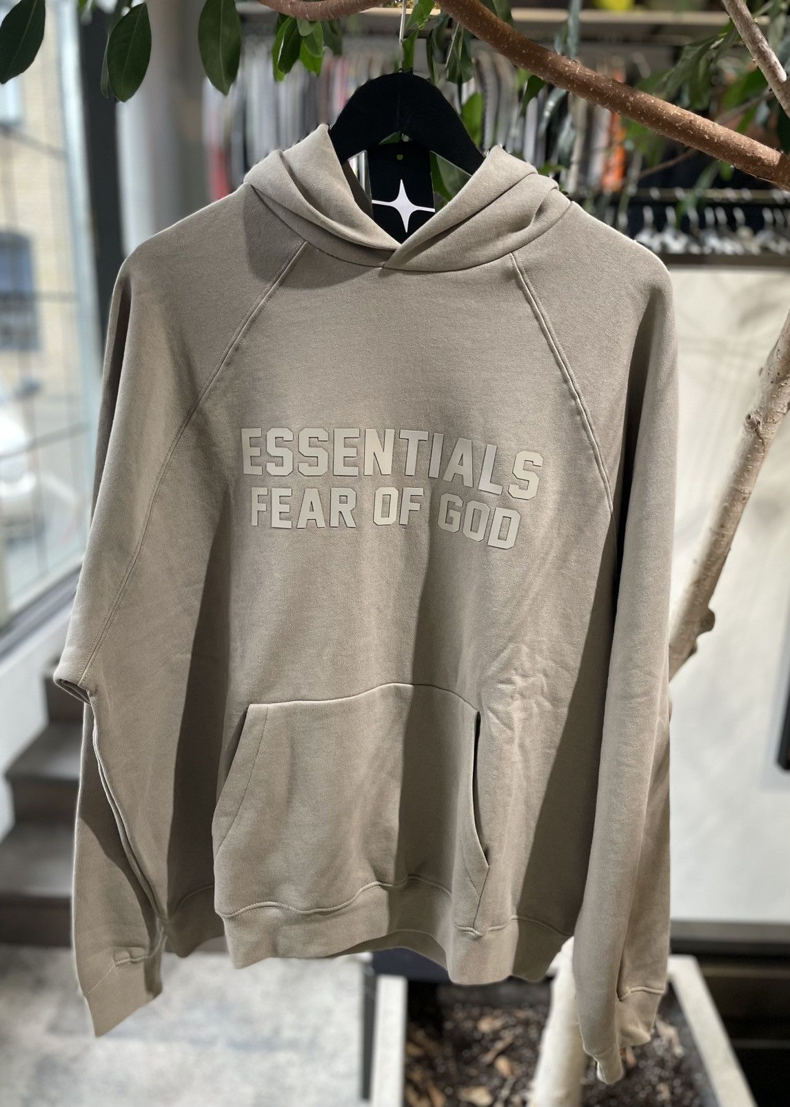 Fear of God Fear of God Essentials Hoodie Seal Size US M / EU 48-50 / 2 - 1 Thumbnail