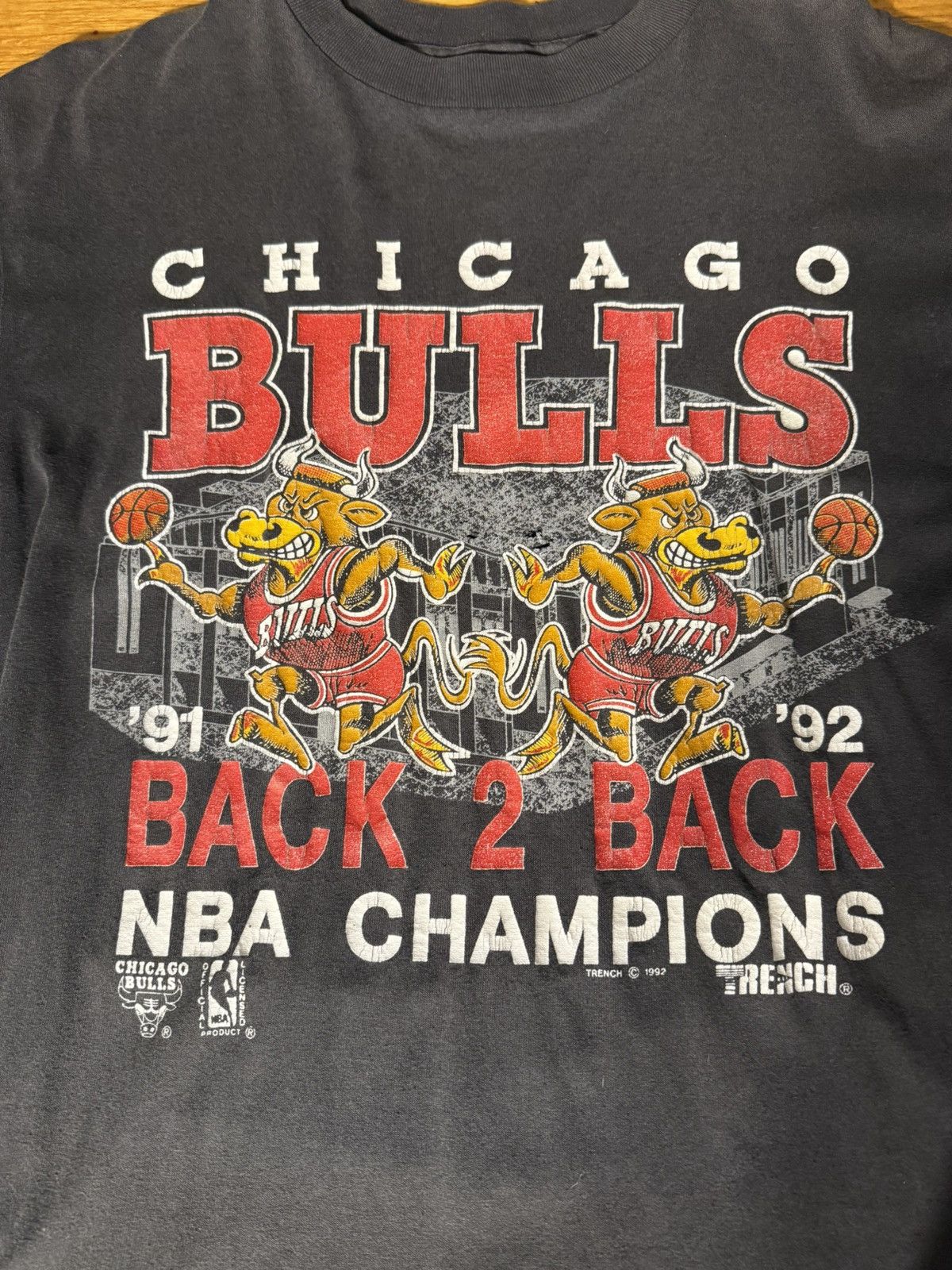 Vintage Vintage ‘92 Chicago Bulls Championship Tee Size US L / EU 52-54 / 3 - 2 Thumbnail