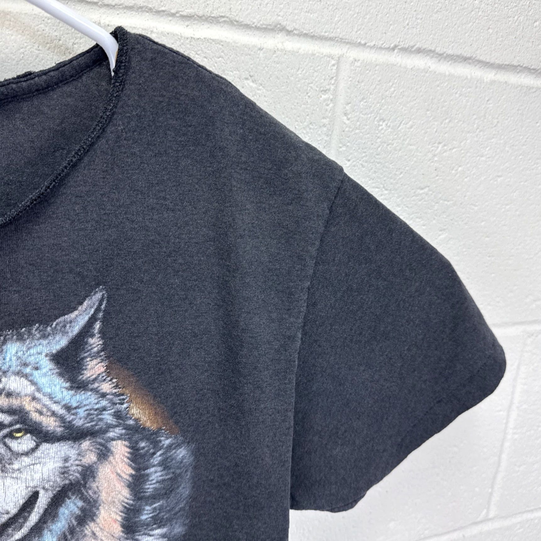 Harley Davidson VINTAGE Harley-Davidson 3D Emblem 1989 Survivors Wolf Motorcycle T Shirt Large Men Black Size US L / EU 52-54 / 3 - 7 Thumbnail