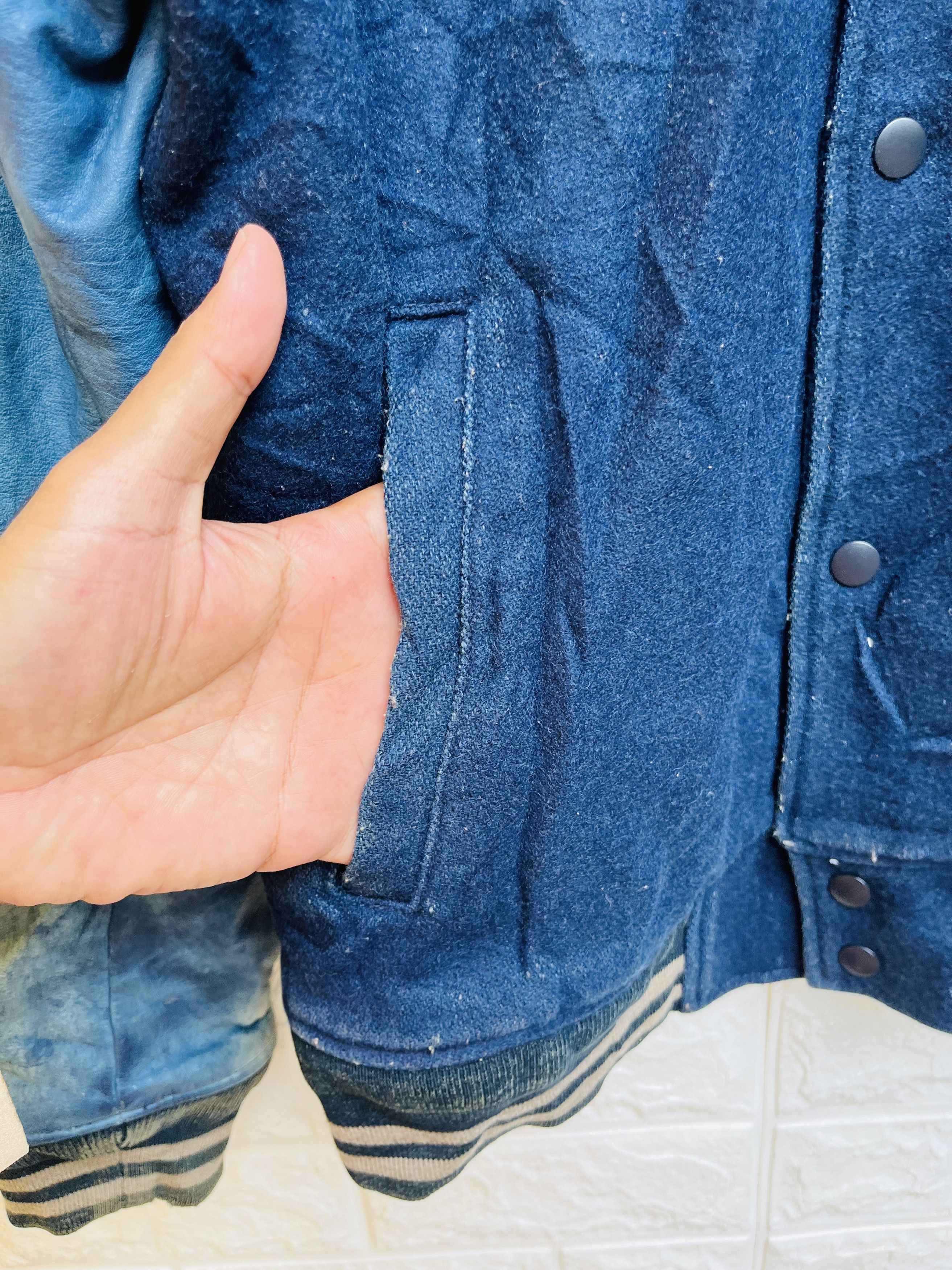 Japanese Brand × Remi Relief × Vintage Vintage Remy Relief Leather Sleeves Japanese Designer Style Size US L / EU 52-54 / 3 - 7 Thumbnail