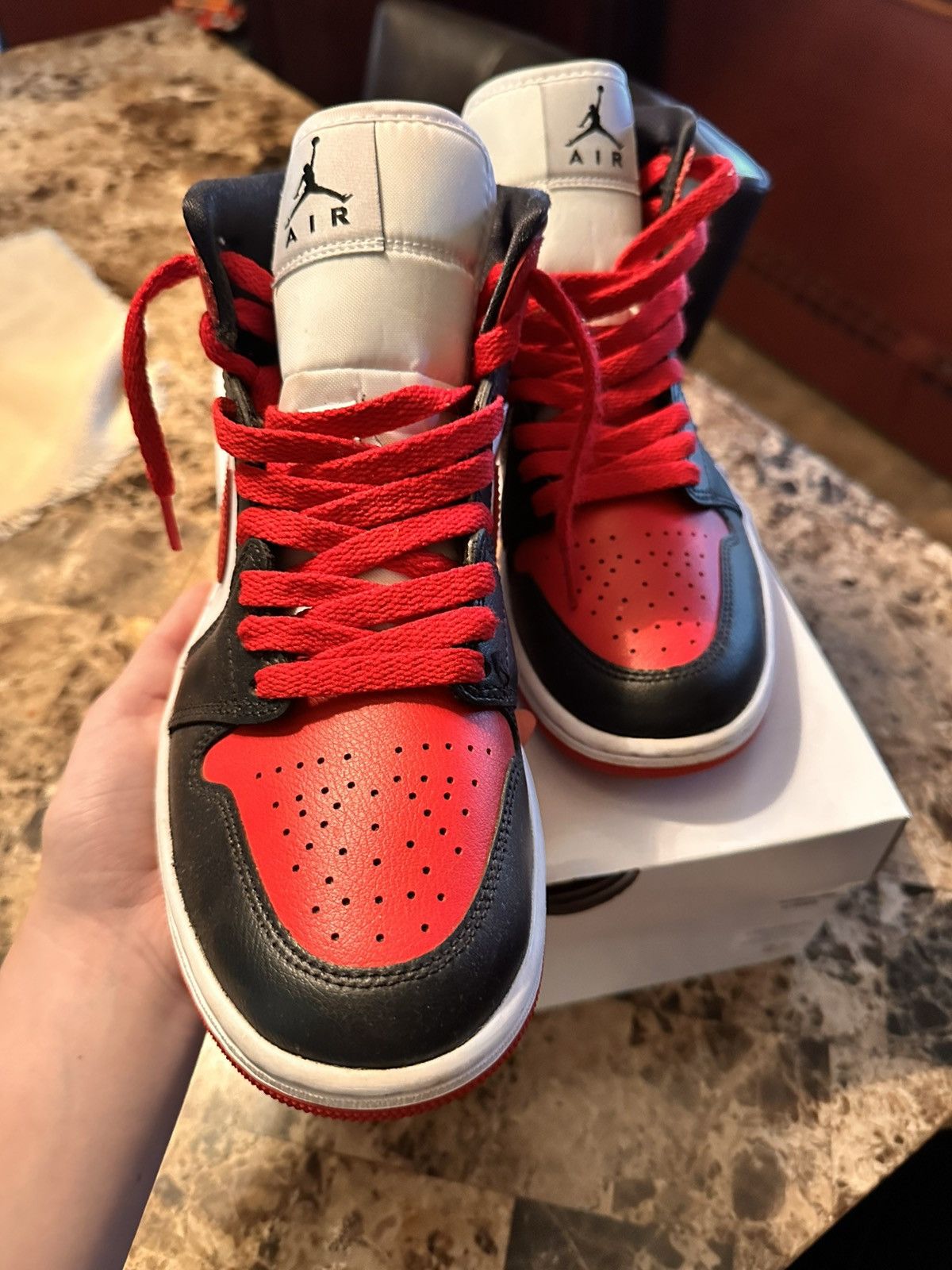 Nike Nike Air Jordan Mid 1 “Alternate Bred Toe” Size US 8 / IT 38 - 2 Thumbnail