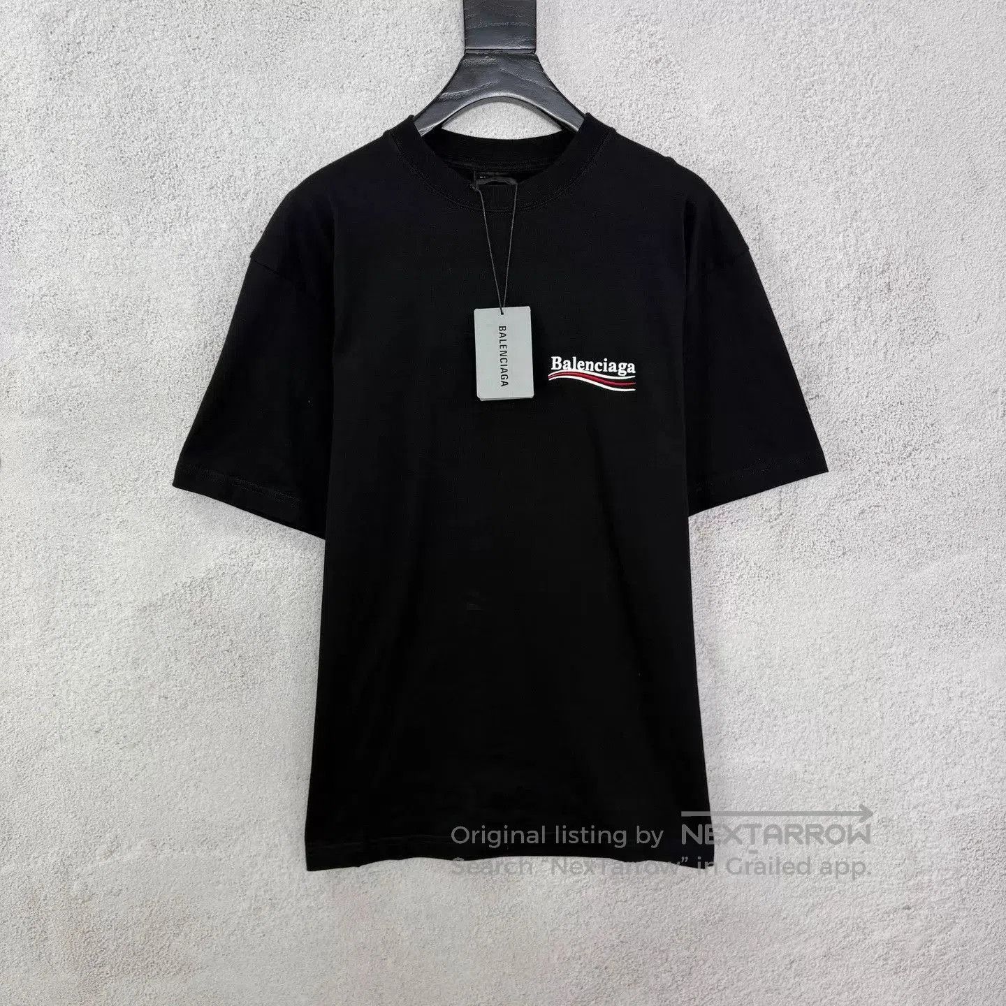 Balenciaga Black Short-Sleeve T-Shirt. Size US XXS / EU 40 - 1 Thumbnail