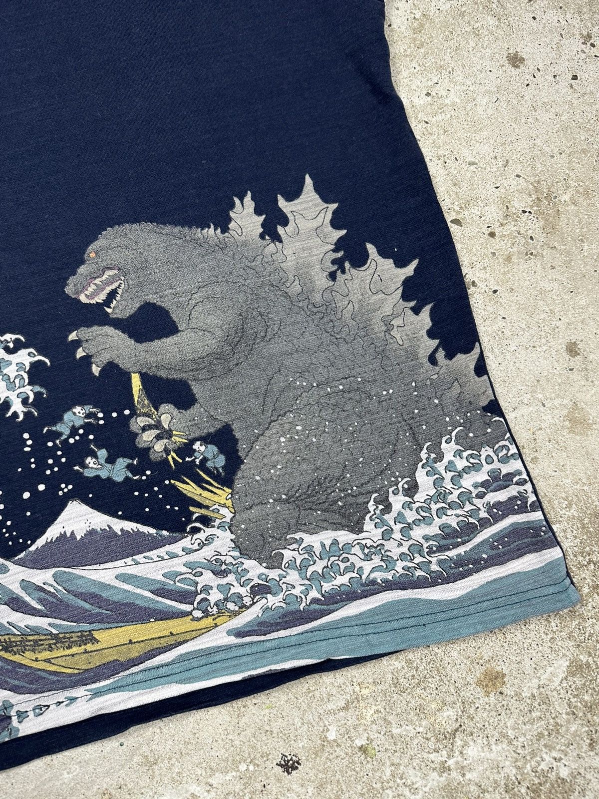 Japanese Brand × Vintage Vintage Y2K Godzilla Toho Co Navy T Shirt Tee Size US XL / EU 56 / 4 - 9 Thumbnail