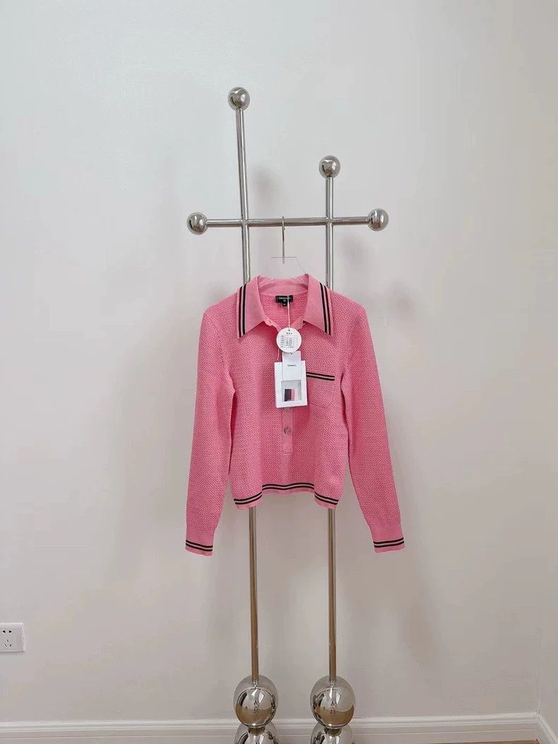 Chanel Chanel 23A Pink Knit coat Size XS / US 0-2 / IT 36-38 - 1 Thumbnail