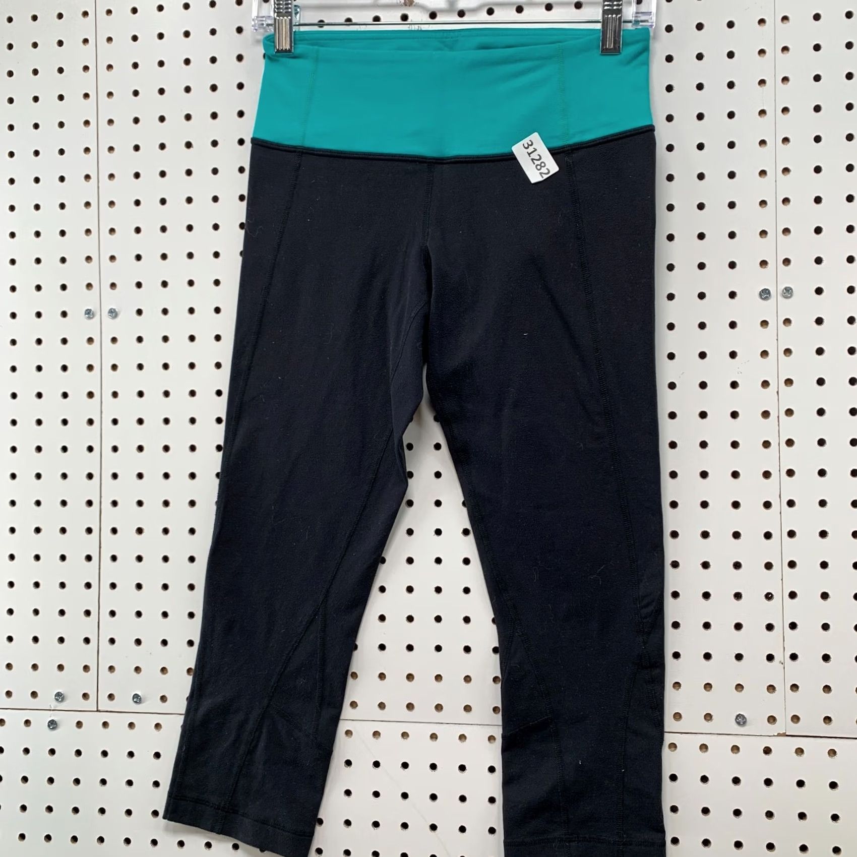 Lululemon Lululemon Leggings Womens Size 6 Black Teal Crop Yoga Active Work Out 26X21.5 Size 28" / US 6 / IT 42 - 3 Thumbnail