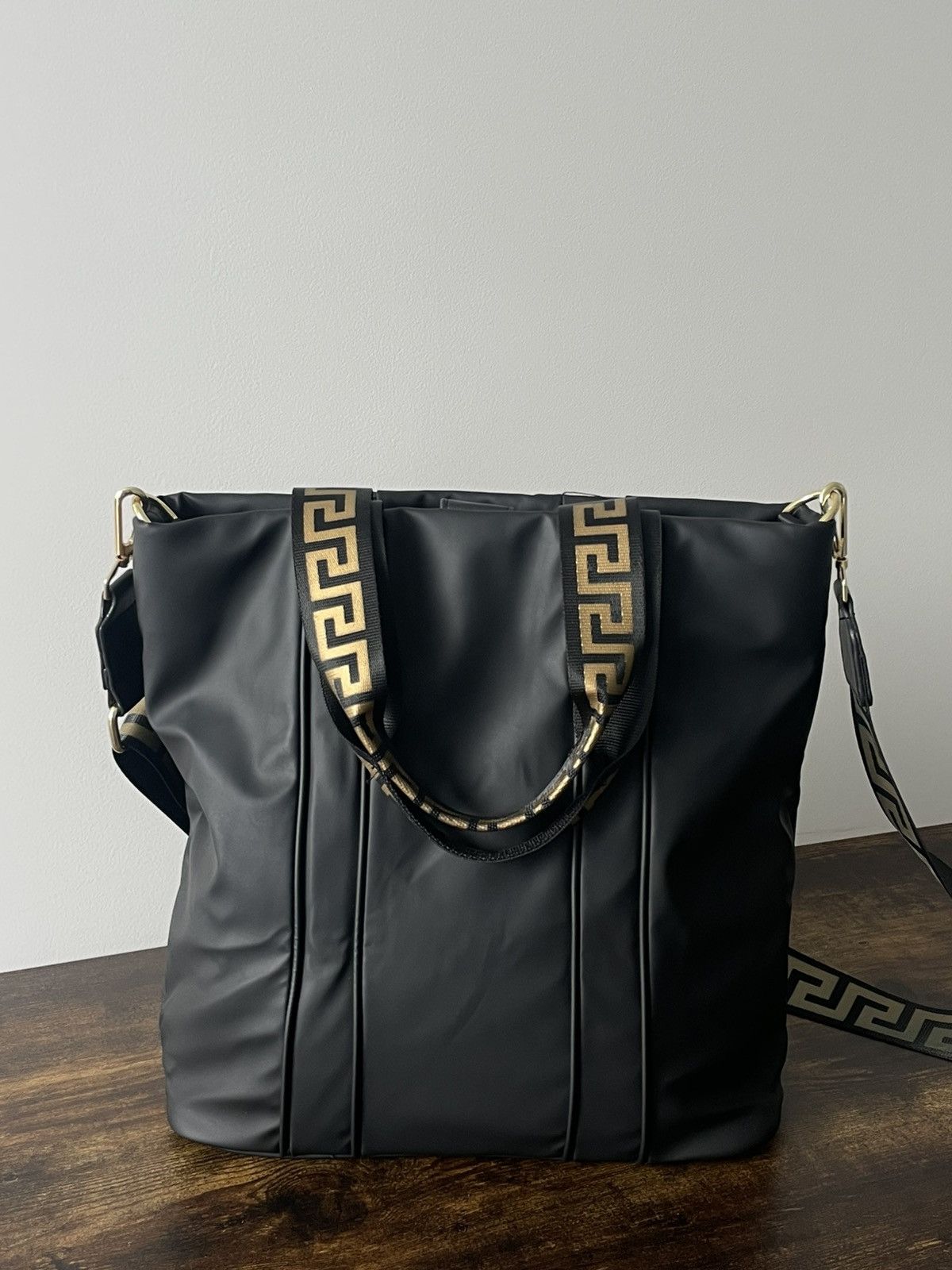 Versace Versace Parfums Hand Bags Luxury Black/Gold Size ONE SIZE - 5 Thumbnail