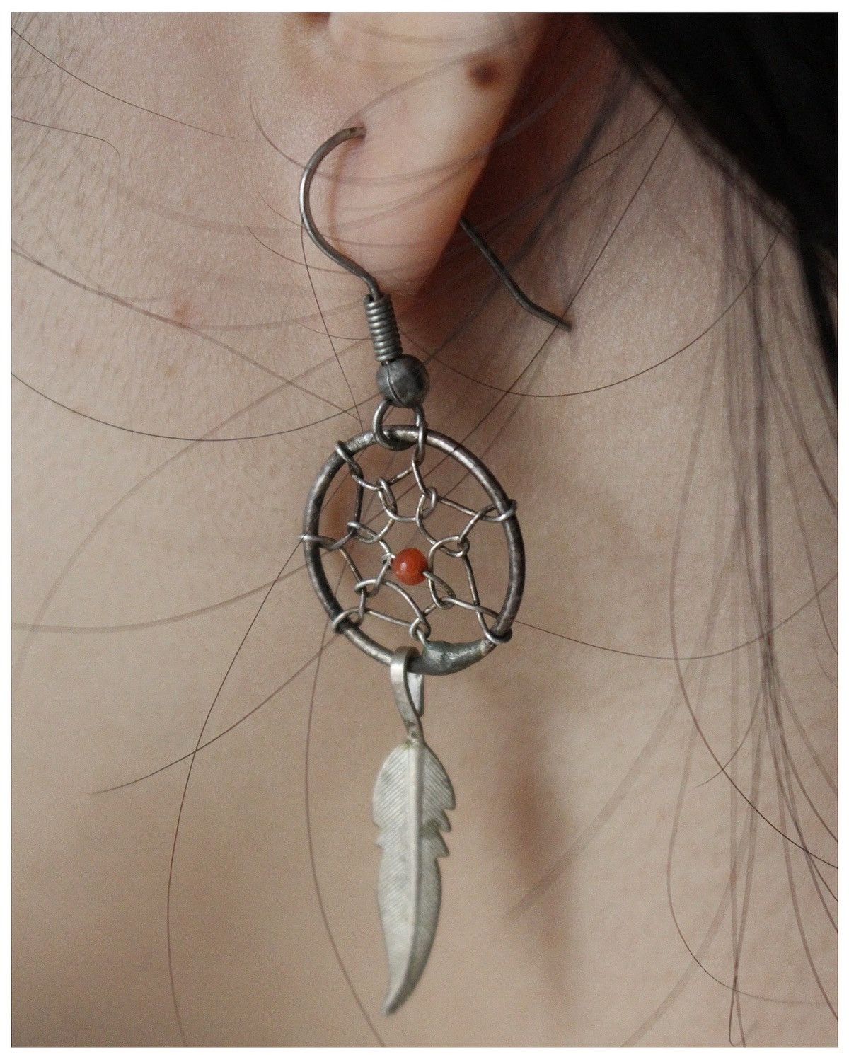 Native 2000S JAPANESE MADE FEATHER CHARM DREAMCATCHER EARRINGS Size ONE SIZE - 2 Thumbnail