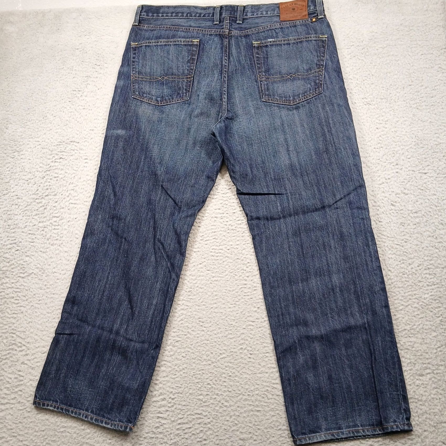 Lucky Brand Lucky Brand 361 Vintage Straight Jeans Mens 38x30 Dark Wash Denim Straight Jeans Men 38 Dark Blue Mens Jeans Size US 38 / EU 54 - 3 Thumbnail
