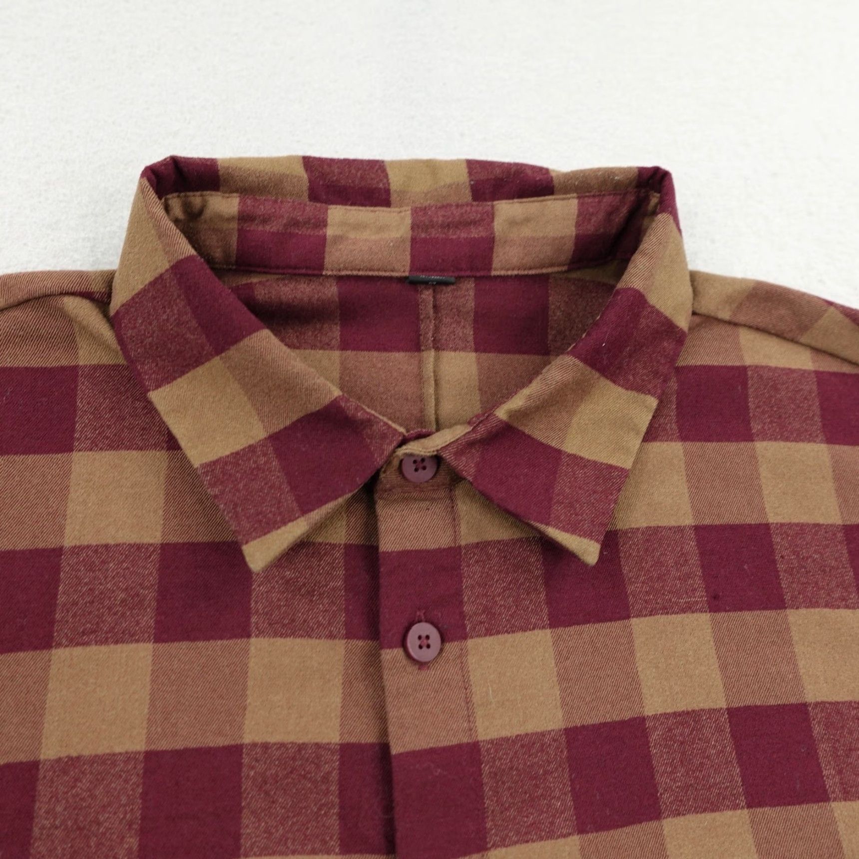 Lululemon Lululemon Shirt Mens Large Red Beige Plaid Masons Peak Flannel Button Up Flex - Cotton, Long Sleeve, Button-Up, Pockets, All Seasons MENS Size US M / EU 48-50 / 2 - 2 Thumbnail