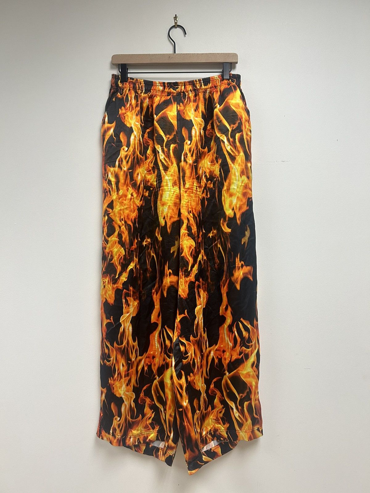 Vetements Silk Flame Wide Leg Pants Size US 30 / EU 46 - 1 Thumbnail