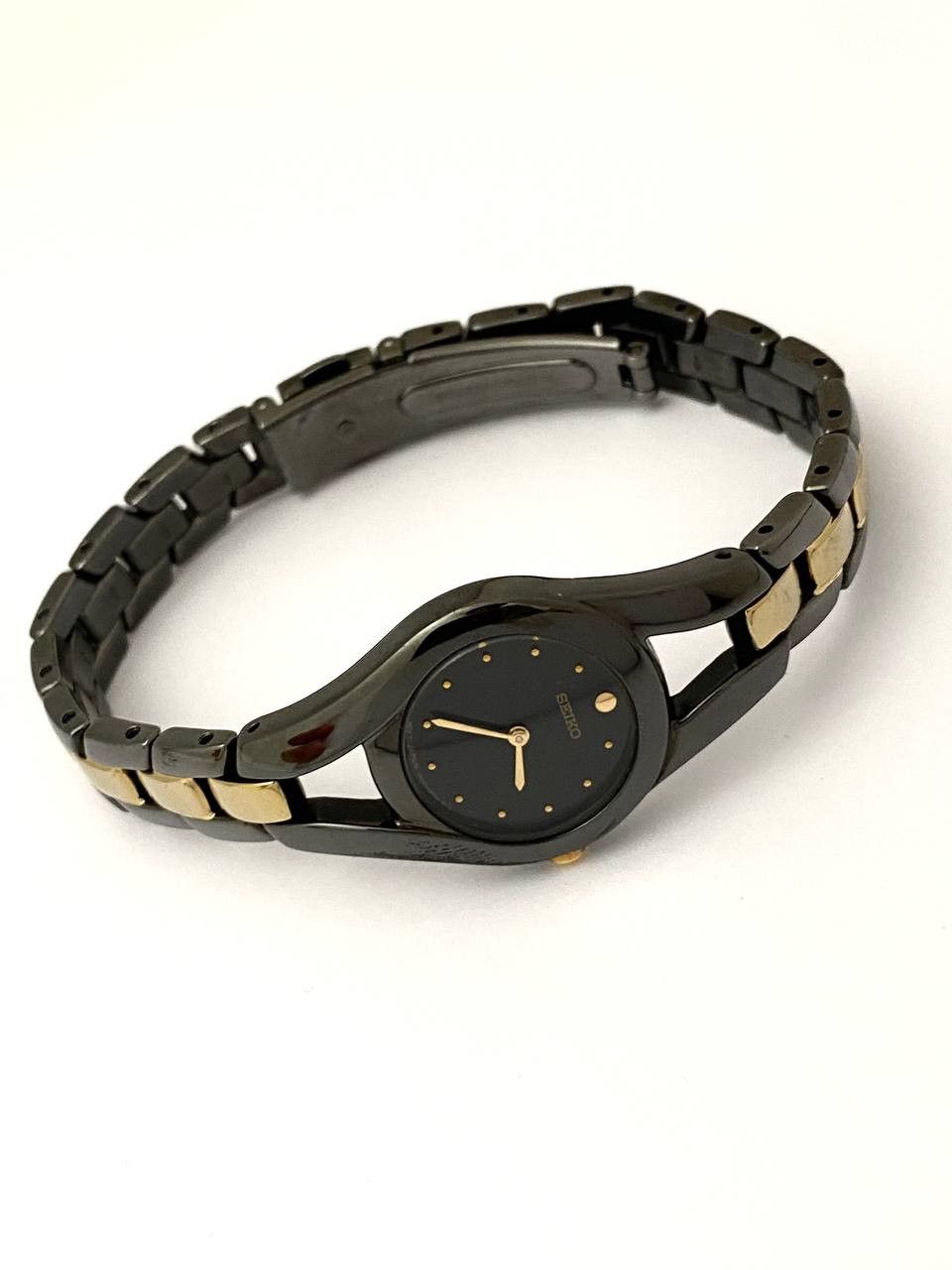 Seiko Seiko Logo Avant Garde Quartz Women Wrist Watch Vintage Y2K Size ONE SIZE - 2 Thumbnail