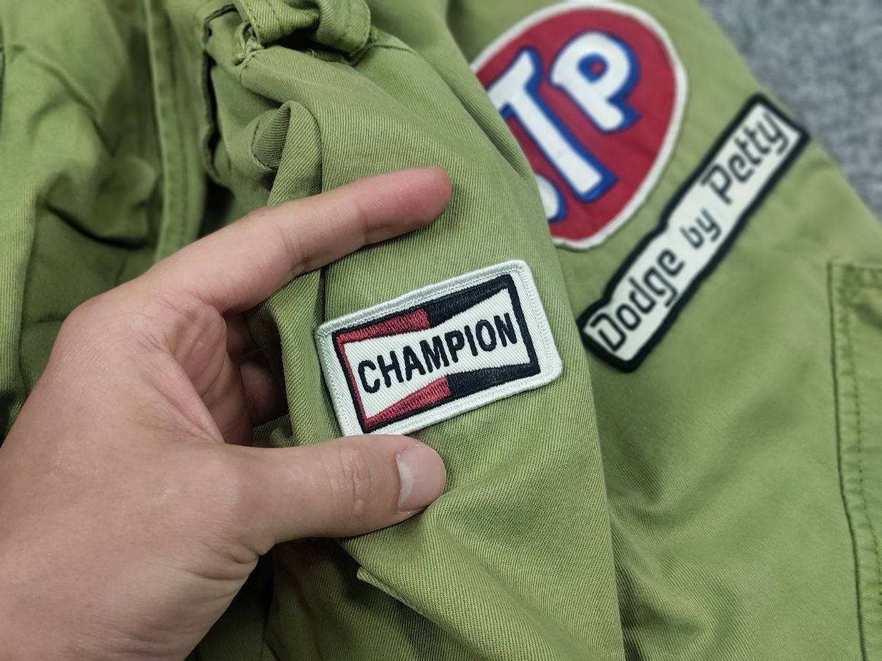 Puma Rare Vintage Richard Petty Puma Dodge STP Logo Green Jacket Size US M / EU 48-50 / 2 - 18 Thumbnail