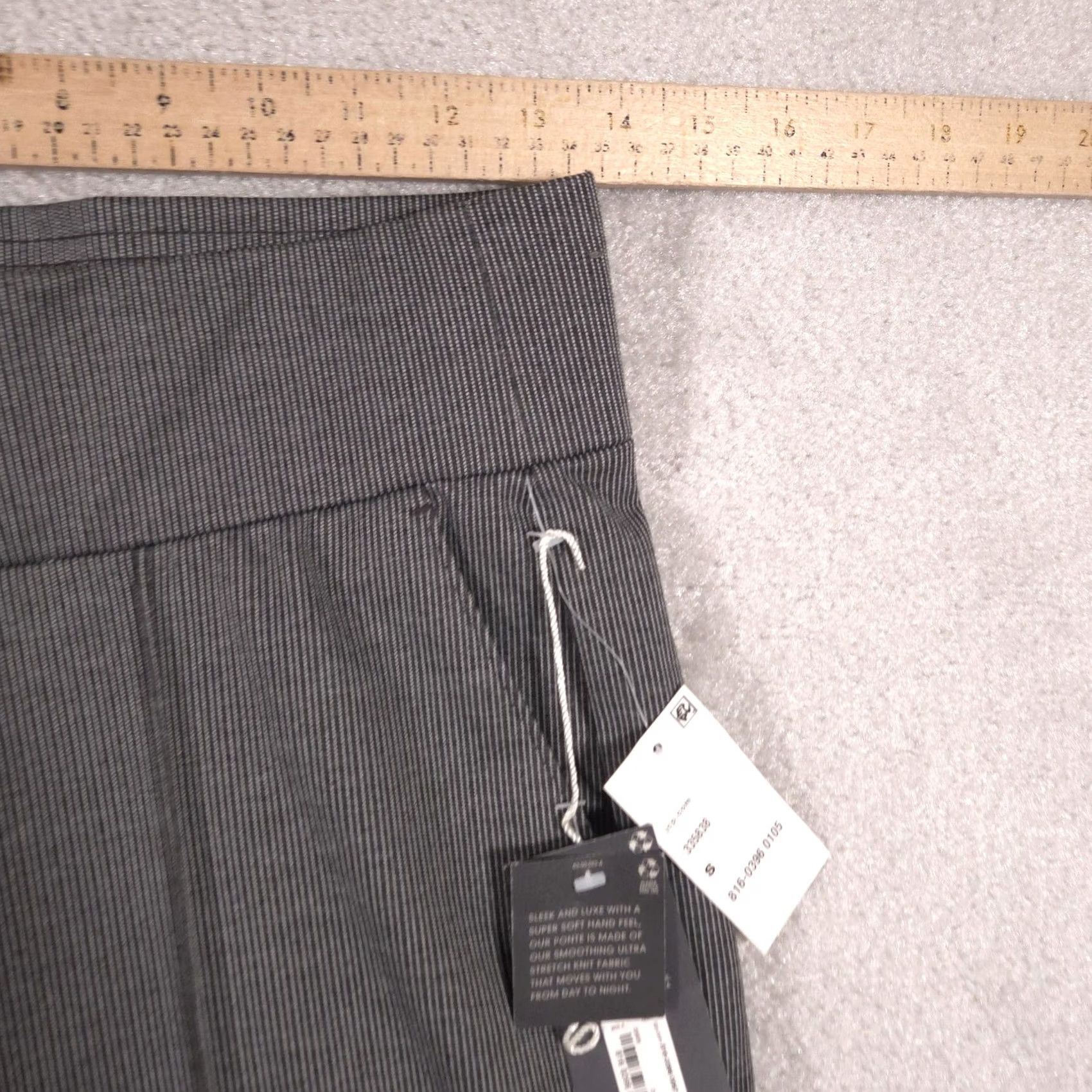 Worthington Worthington Dress Pants Womens Small Gray Stripe Knit Slim Pull On Stretch Work Ladies Pants Size 28" / US 6 / IT 42 - 6 Thumbnail