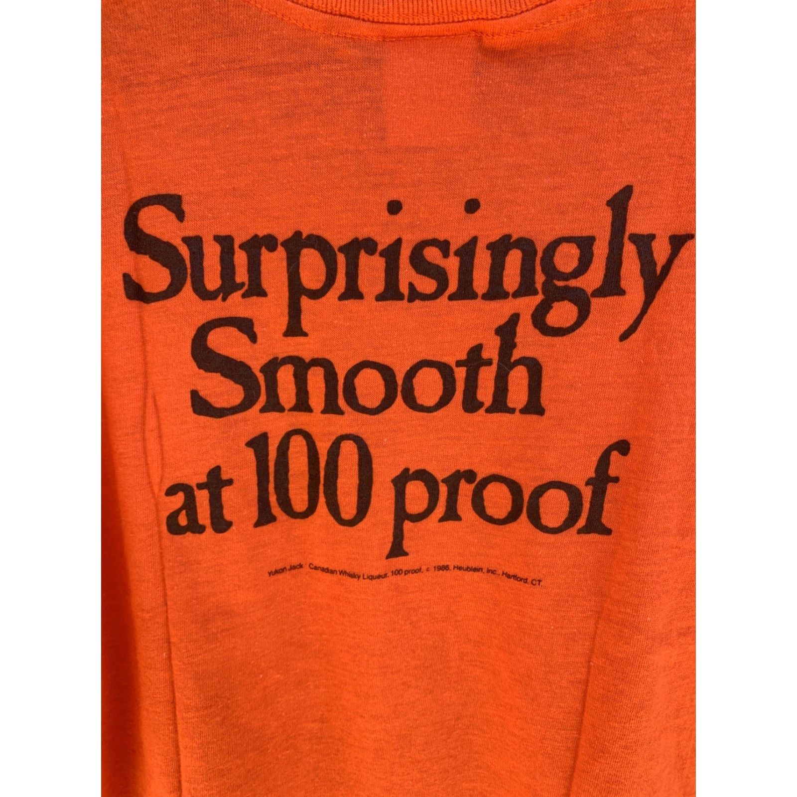 Vintage VINTAGE Yukon Jack Surprisingly Smooth At 100 Proof T Shirt c 1986 Single Stitch Size US M / EU 48-50 / 2 - 3 Thumbnail