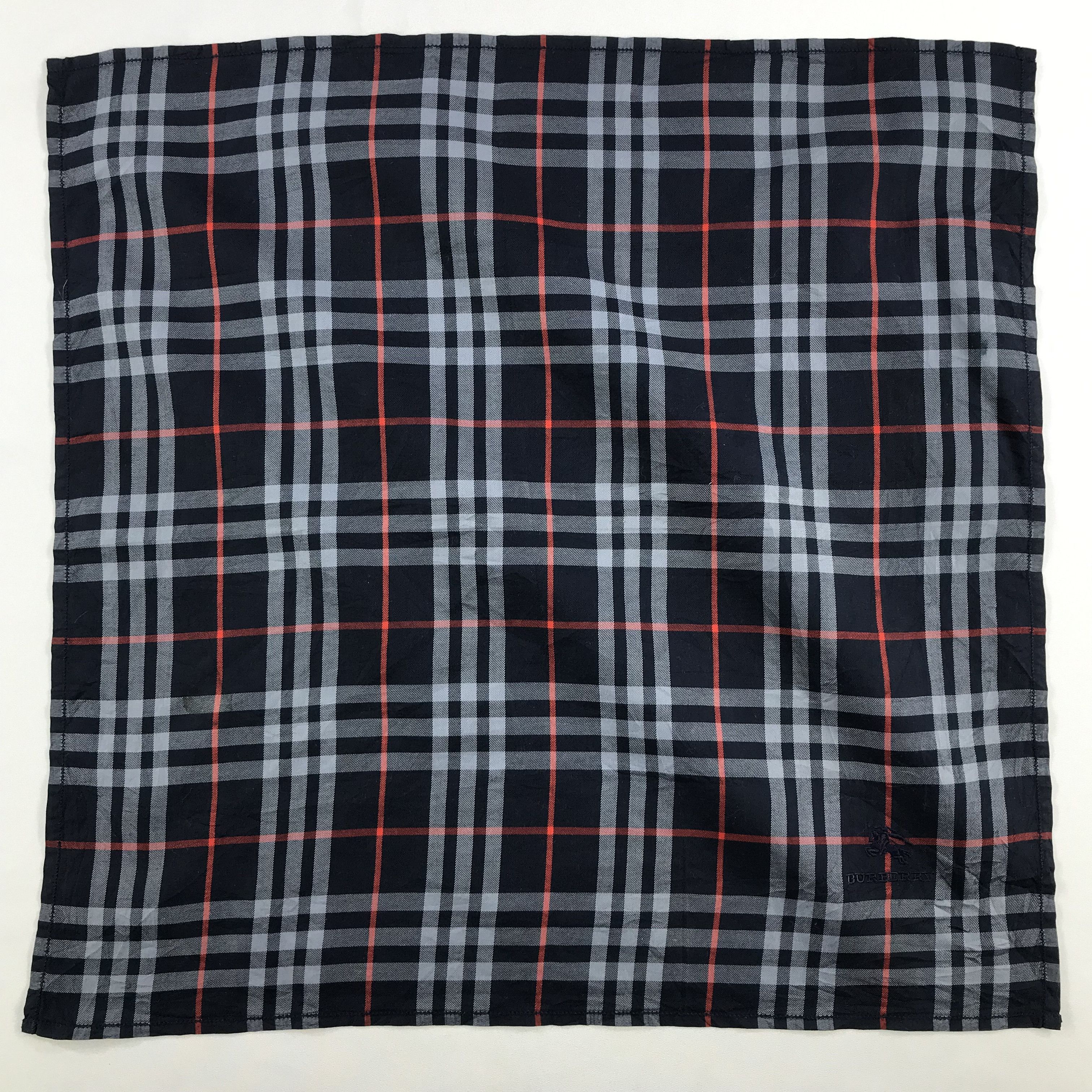 Burberry × Vintage Burberry Bandana / Handkerchief / Neckerchief - S2711 Size ONE SIZE - 1 Thumbnail