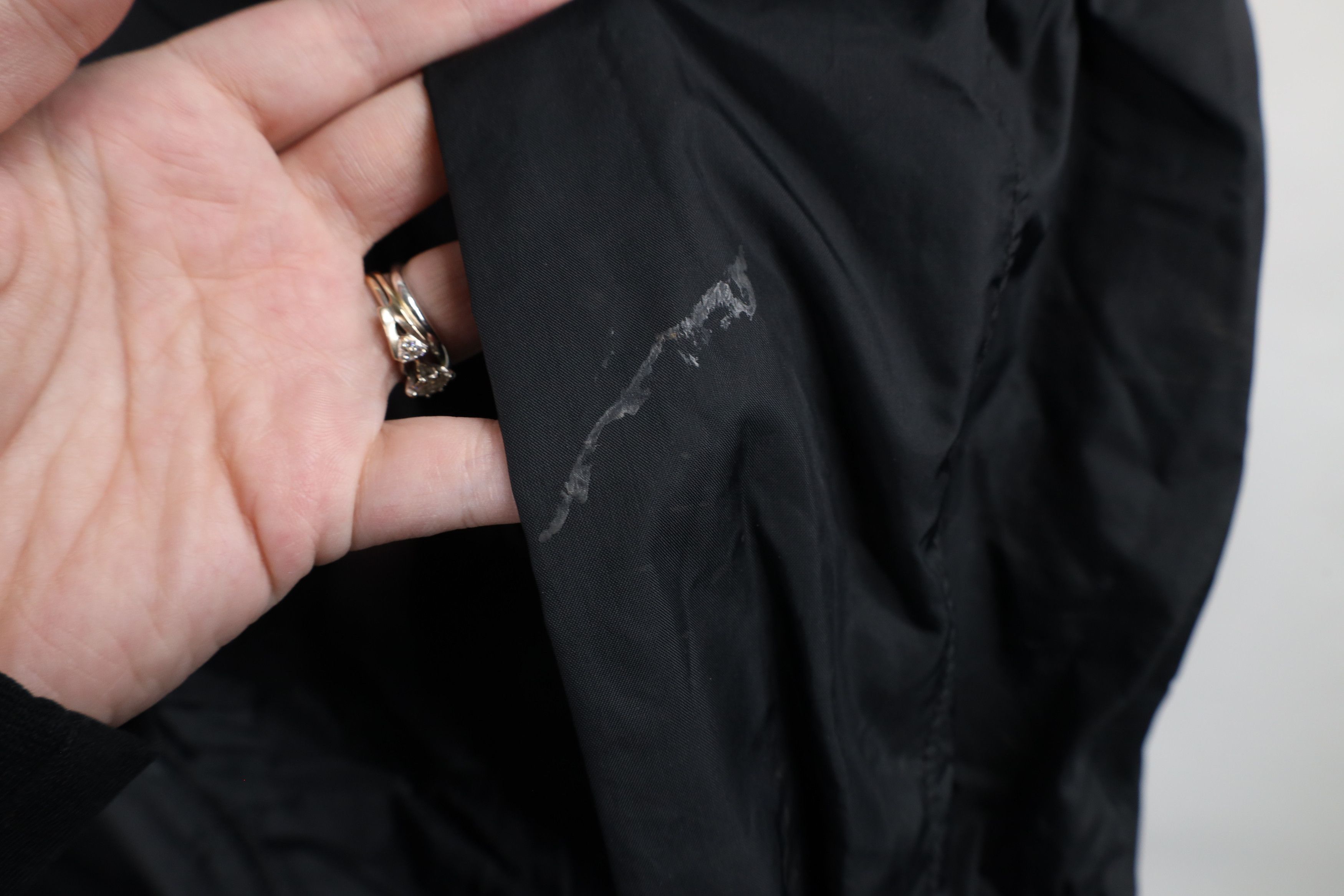 Columbia × Vintage Vintage 90s Columbia Hooded Packable Rain Jacket Black Size US L / EU 52-54 / 3 - 8 Thumbnail