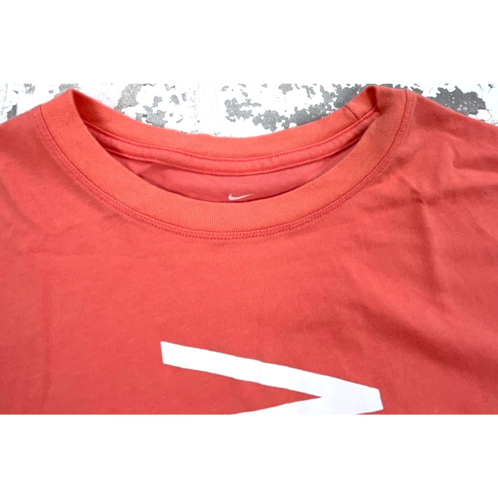 Nike Nike Shirt Women Large Pink White Tee Dri Fit Athletic Crew Neck Short Sleeve Casual Shirt Ladies 90s Retro Sports Basic Athletic Womens Size L / US 10 / IT 46 - 6 Thumbnail