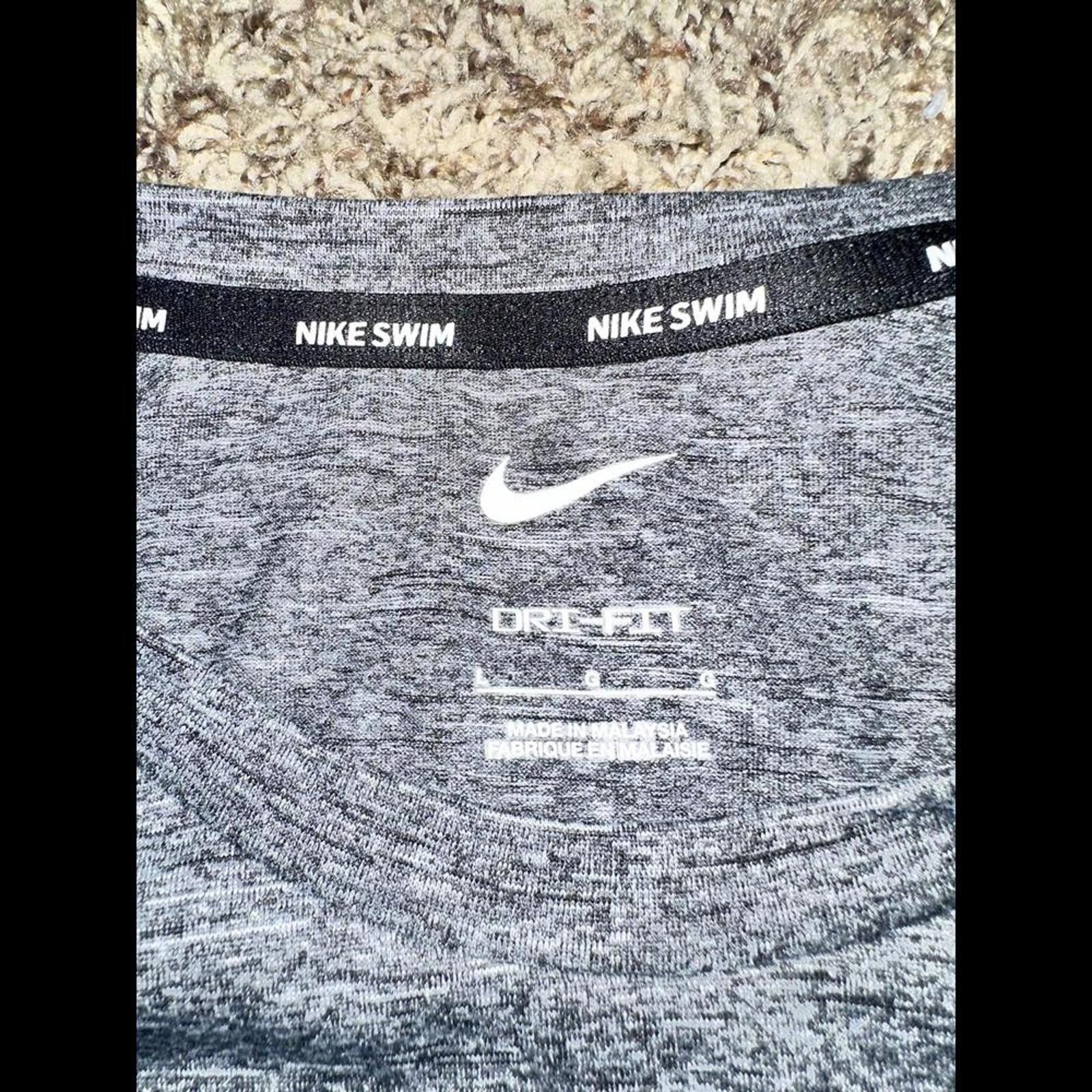 Nike Men's Heather Long Sleeve Hydroguard Swim Shirt Size US L / EU 52-54 / 3 - 5 Thumbnail