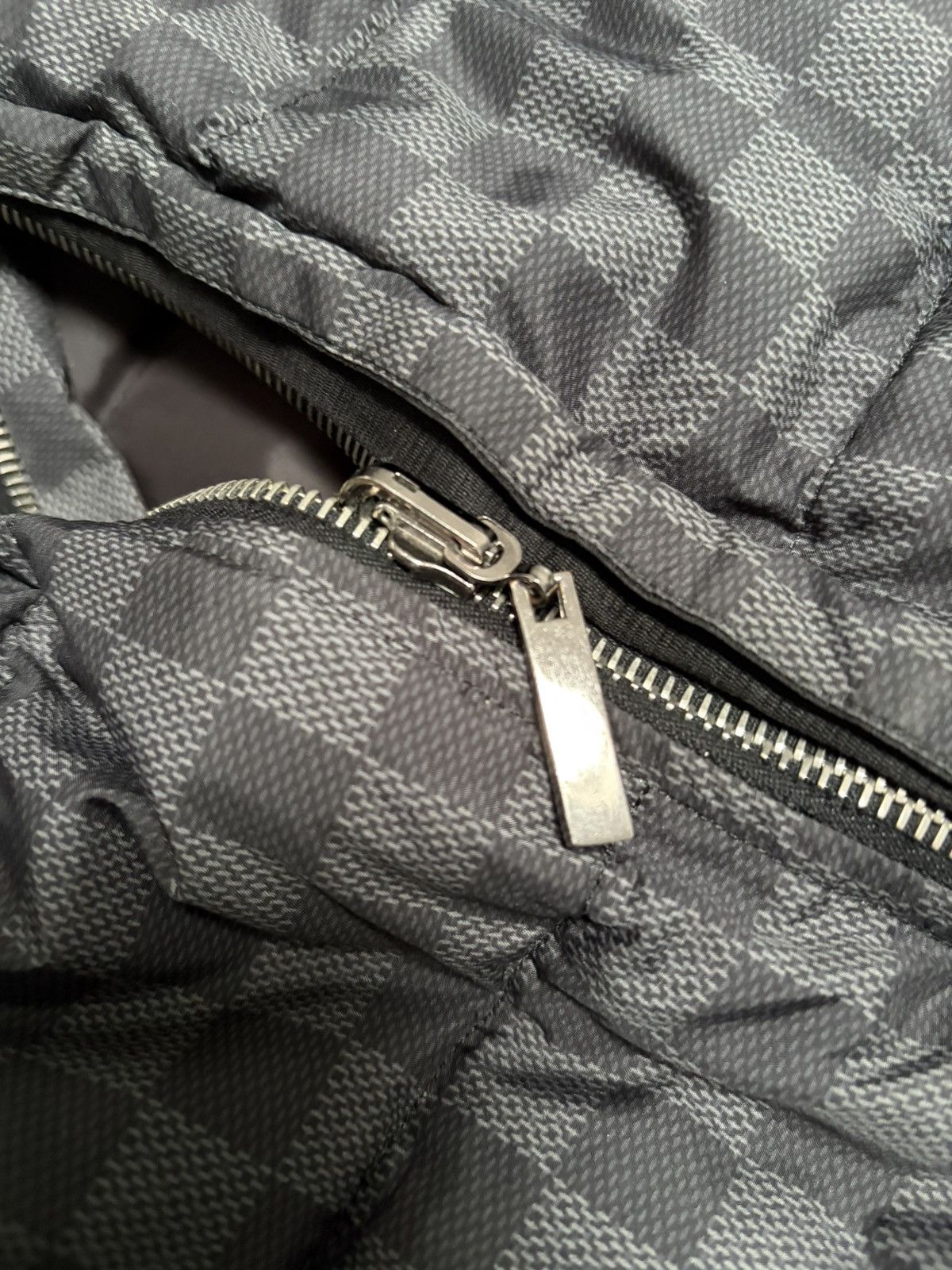 Louis Vuitton Louis Vuitton Damier Reversible Puffer Jacket Size US M / EU 48-50 / 2 - 2 Thumbnail