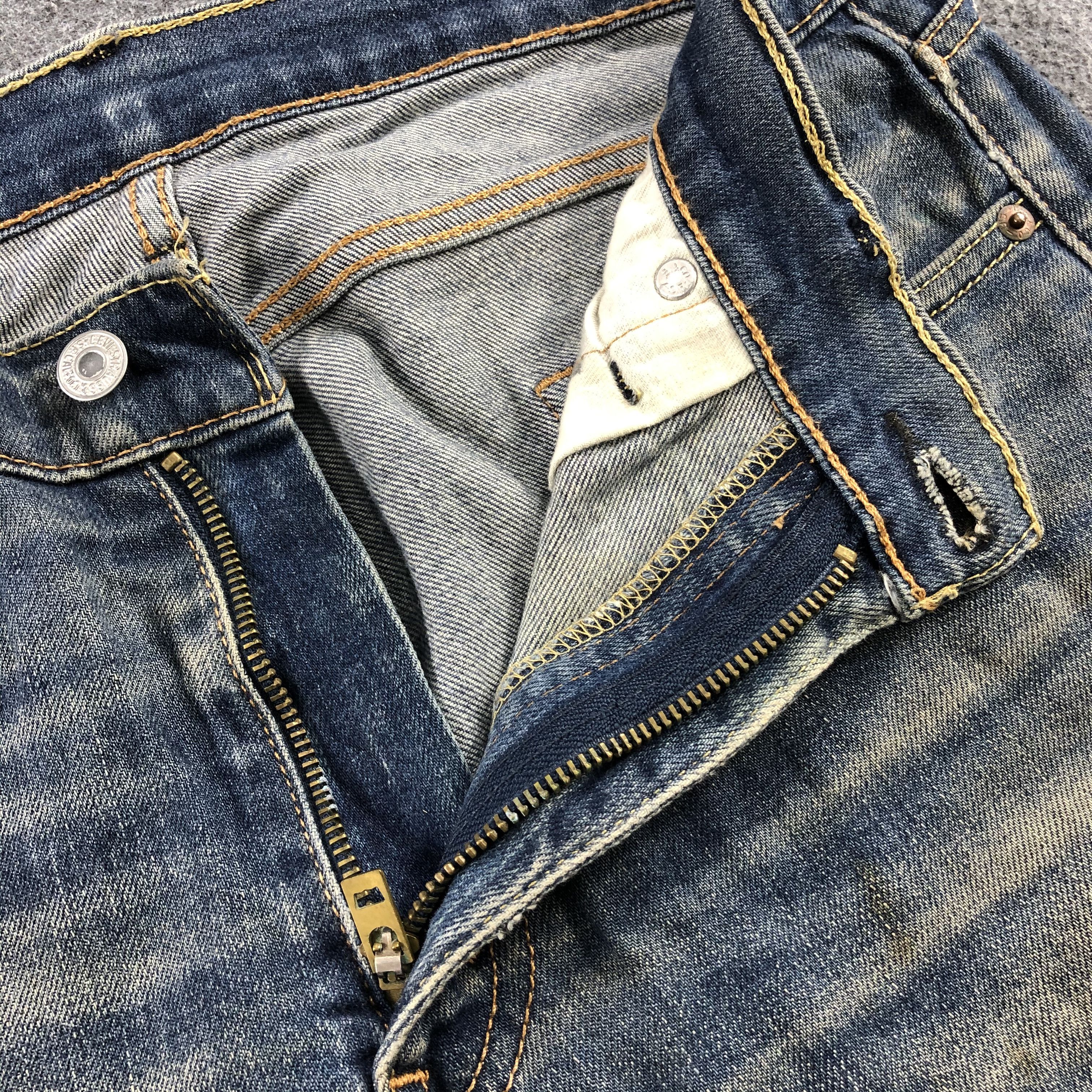 Levi's Vintage Blue Wash Levis 513 Jeans-J1795 Size US 32 / EU 48 - 10 Thumbnail